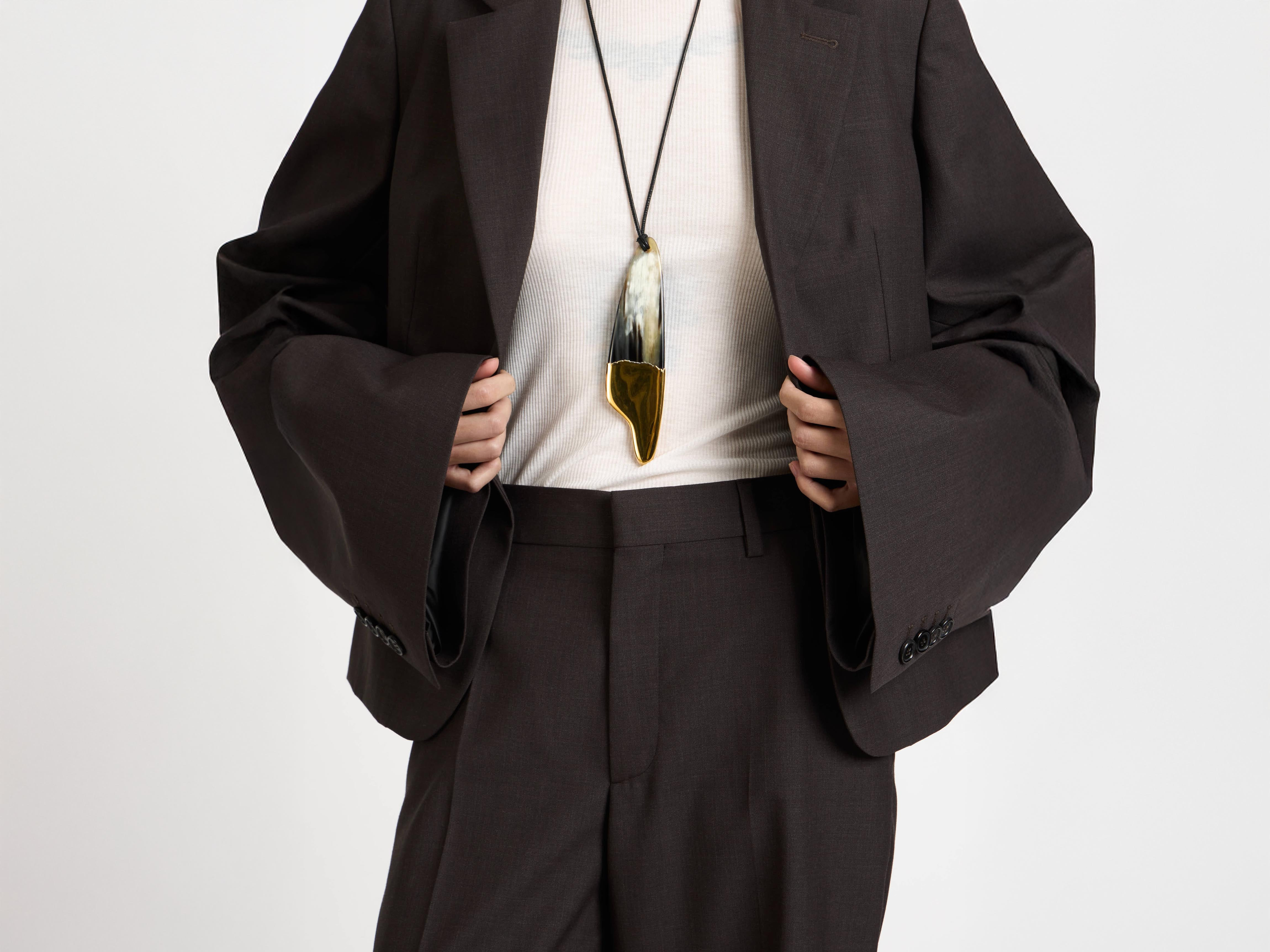TAILORED BELL SLEEVE JACKET IN CHOCOLATE BROWN - 7