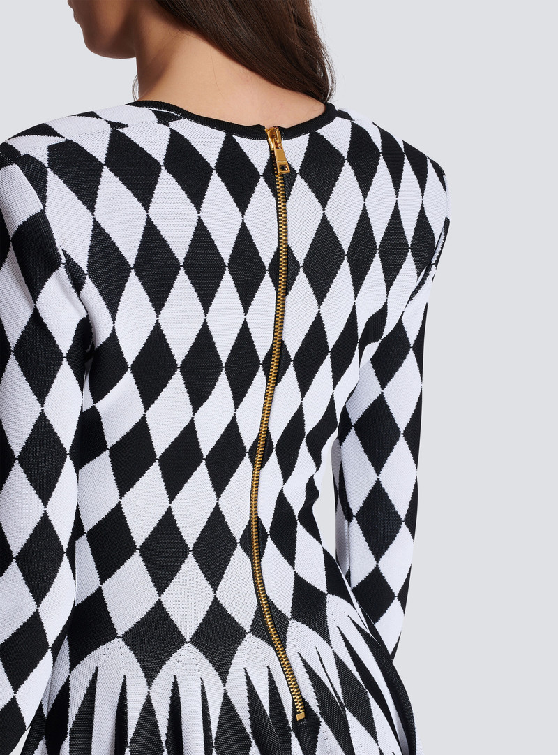 Diamond jacquard flared knit dress 6