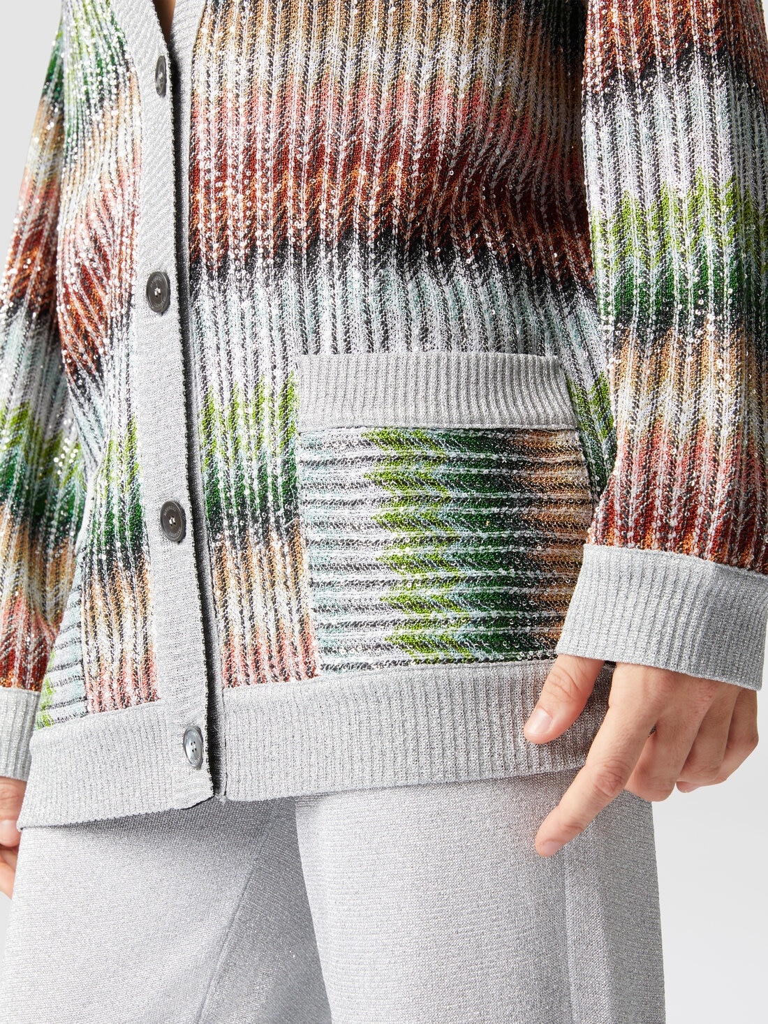 Oversized cardigan in gradient zigzag knit with sequins and front pockets - 5