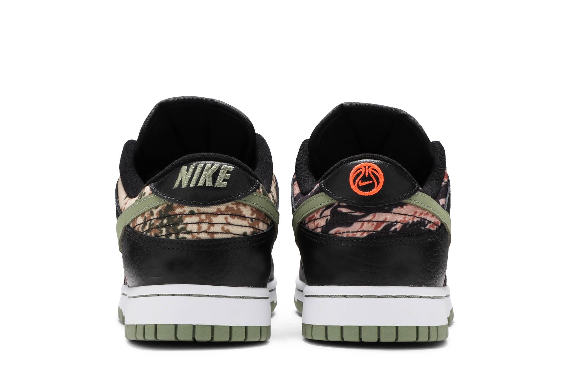 Nike Dunk Low SE 'Black Multi-Camo' | goat | REVERSIBLE
