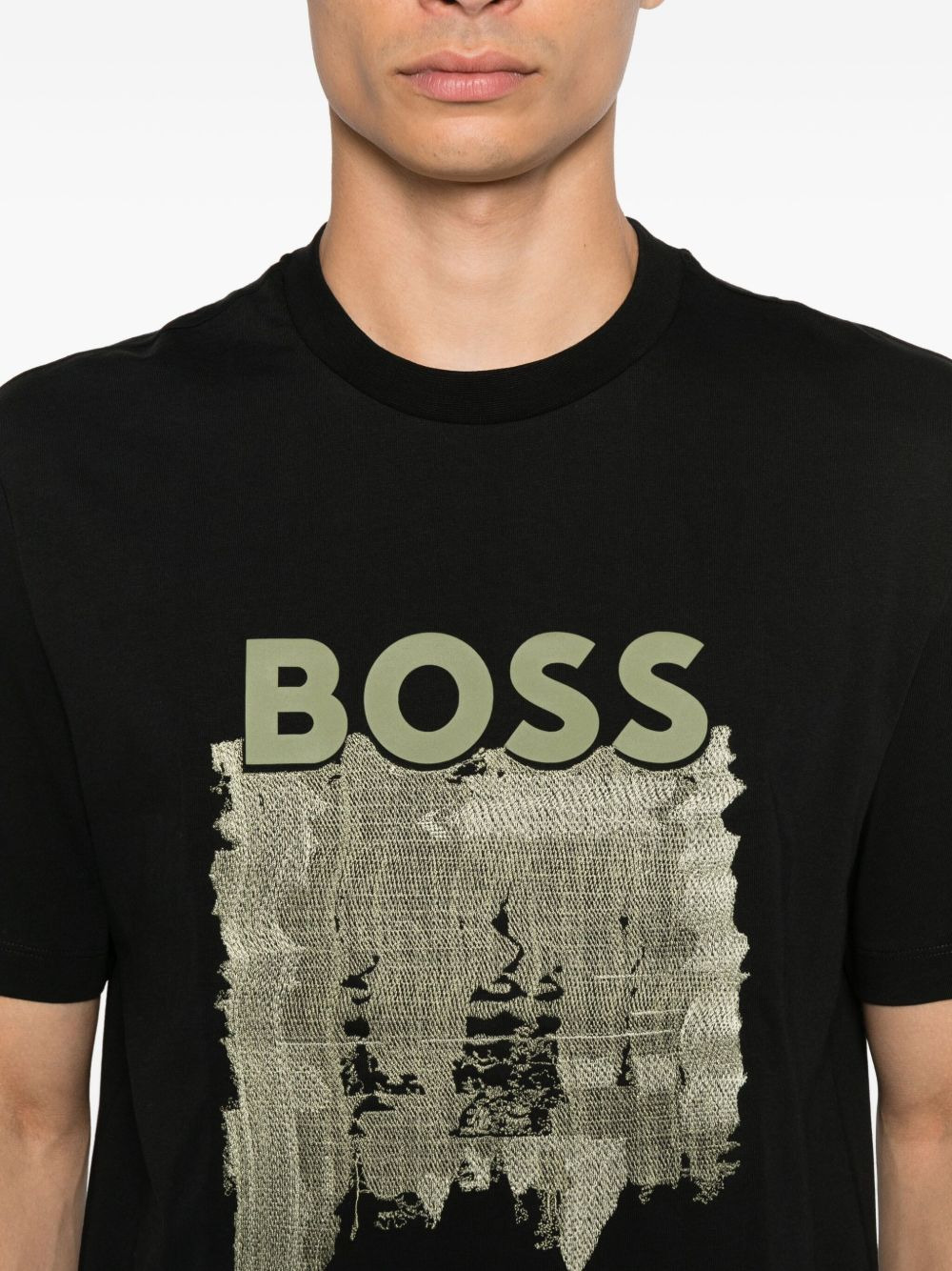 logo-print graphic T-shirt - 4
