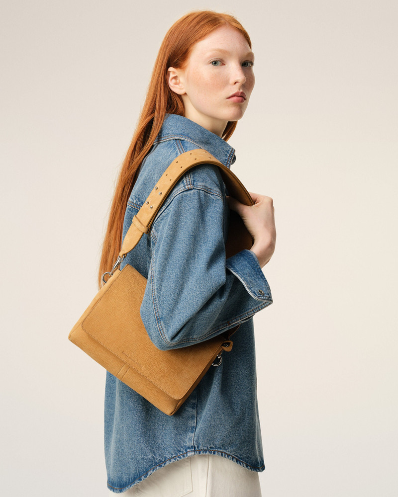 AMI Paris YELLOW COW LEATHER FLAP MESSENGER CARROUSEL BAG outlook