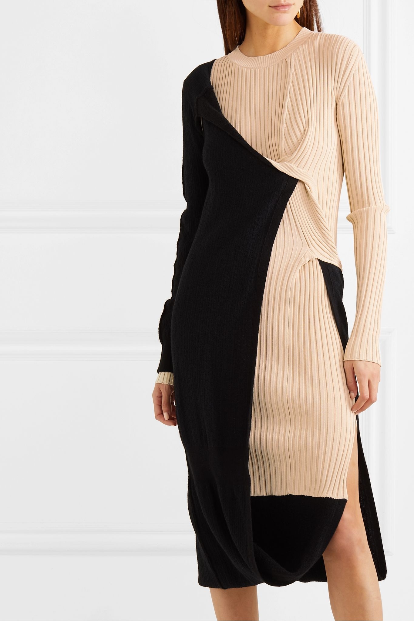 Two-tone draped ribbed-knit dress - 3