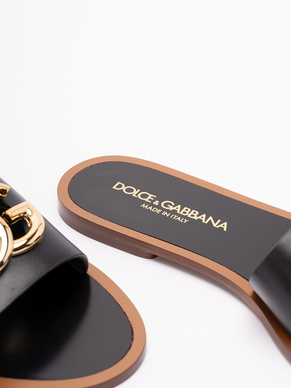Flat Sandals - 5