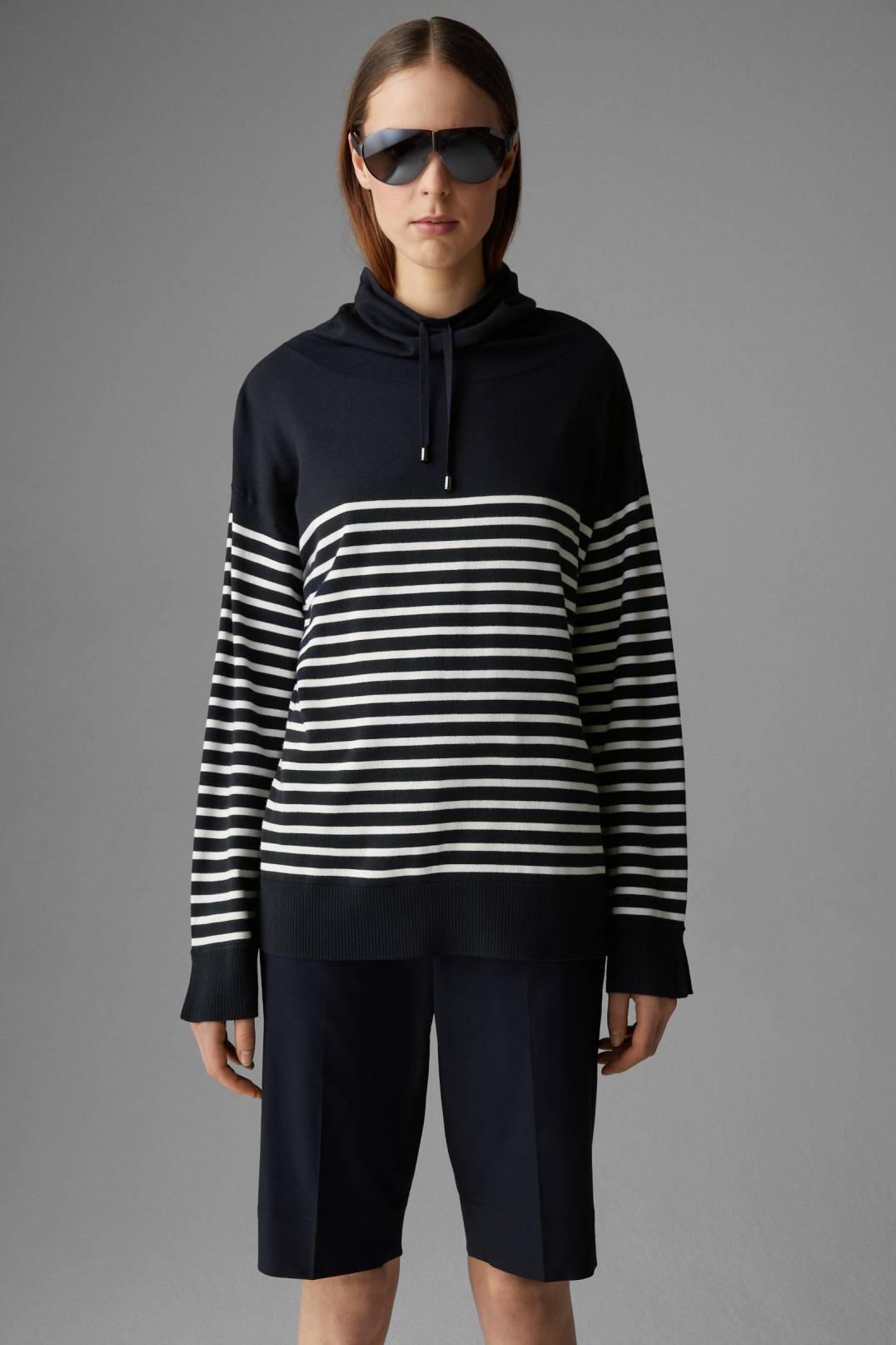 SADIA KNITTED PULLOVER IN NAVY BLUE/WHITE - 2