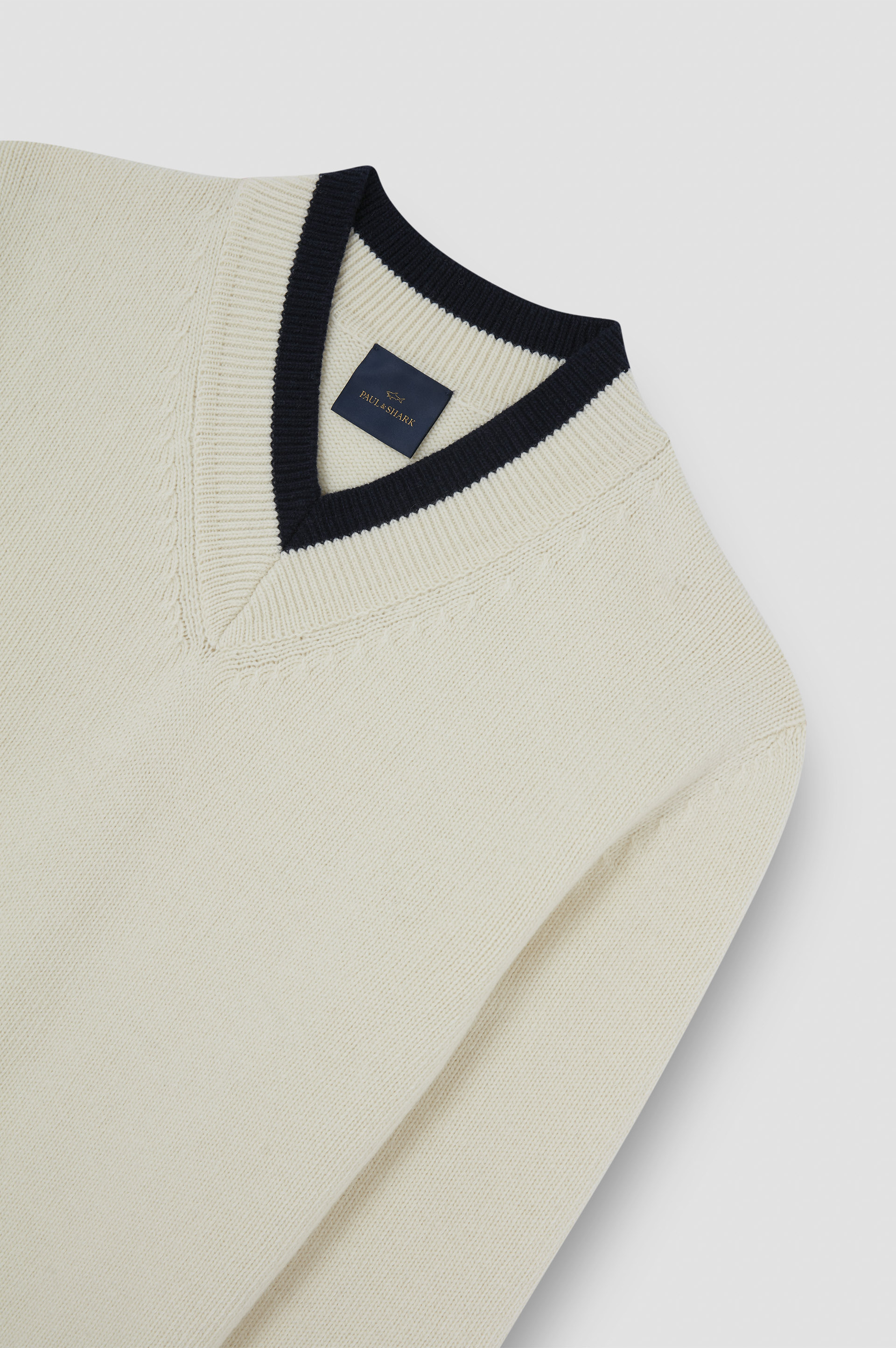 SWEATER IN RE-WOOL WITH V-NECK - 5