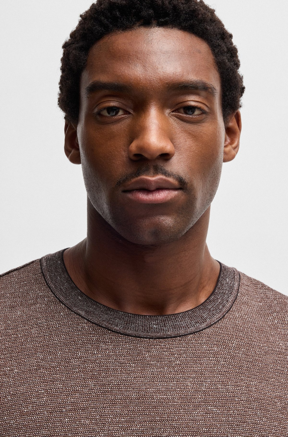 REGULAR-FIT T-SHIRT IN COTTON, LINEN AND SILK - 3
