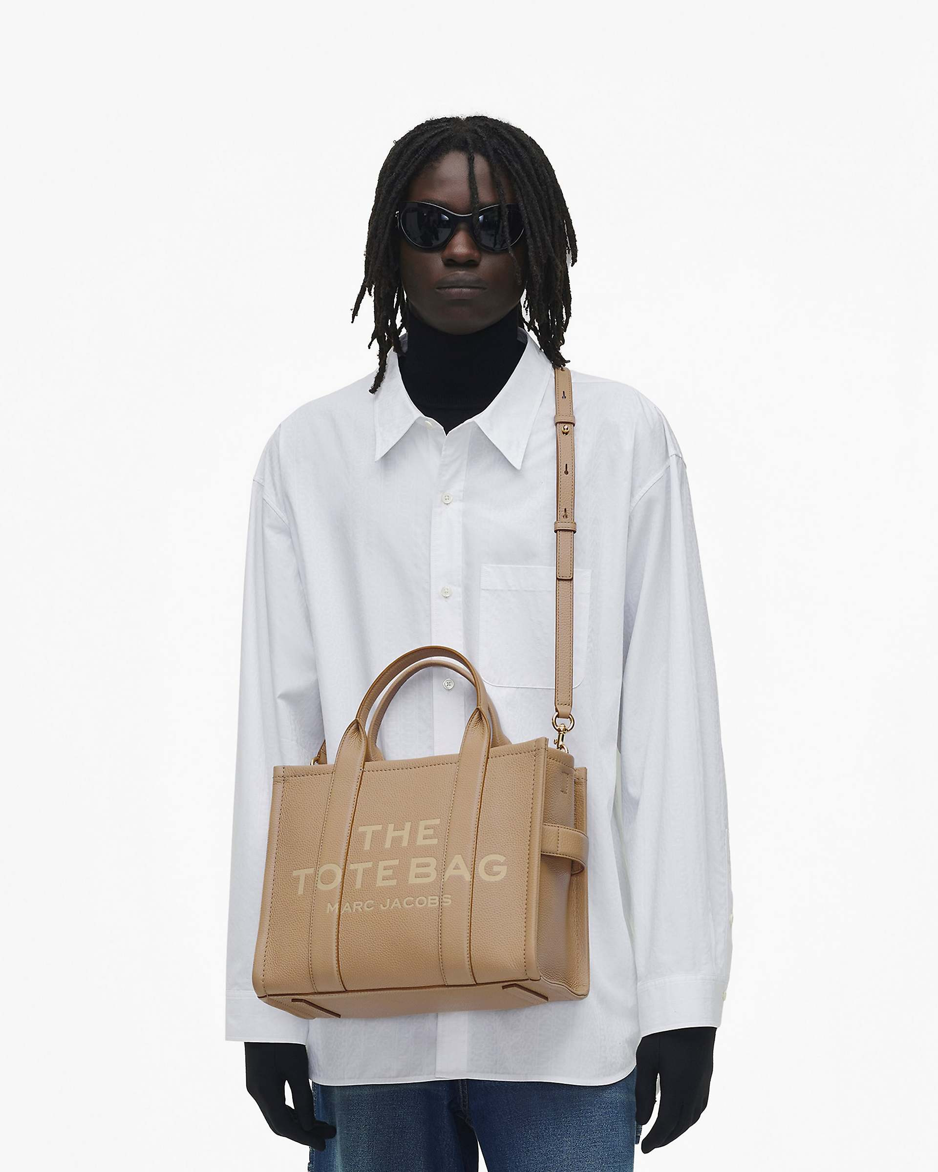 THE LEATHER MEDIUM TOTE BAG - 10