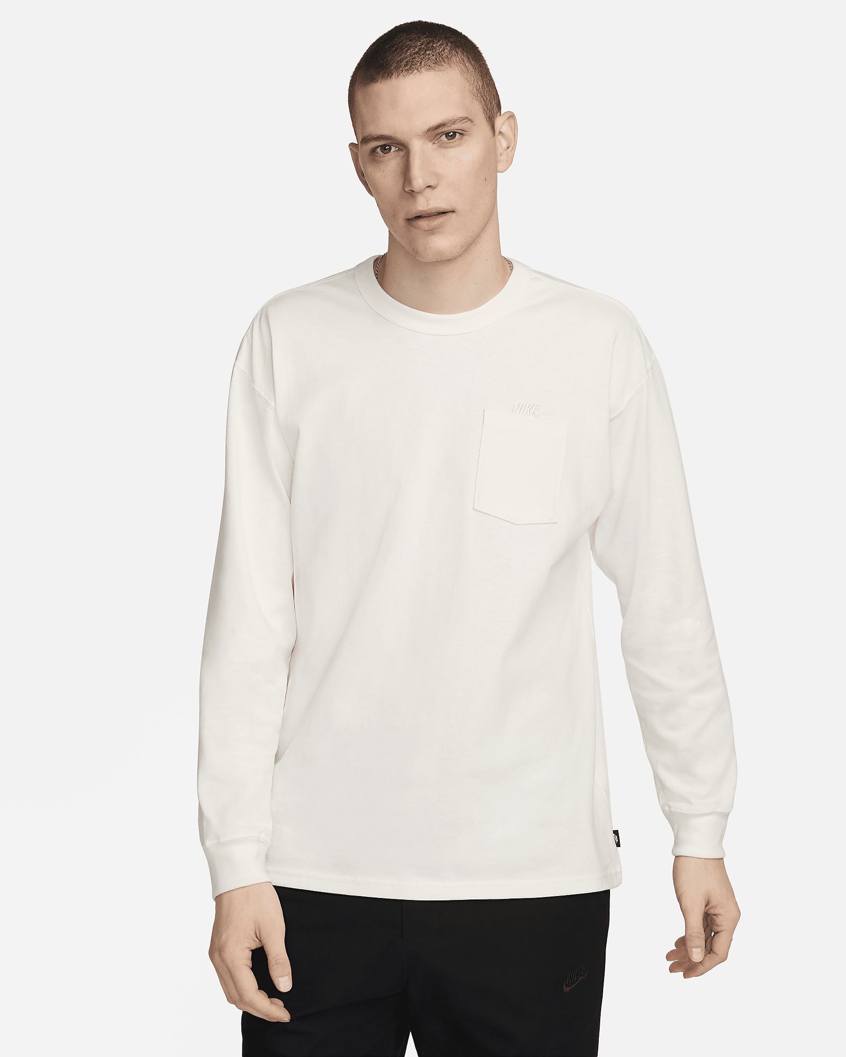 Nike Sportswear Premium Essentials Men's Long-Sleeve Pocket T-Shirt - 1