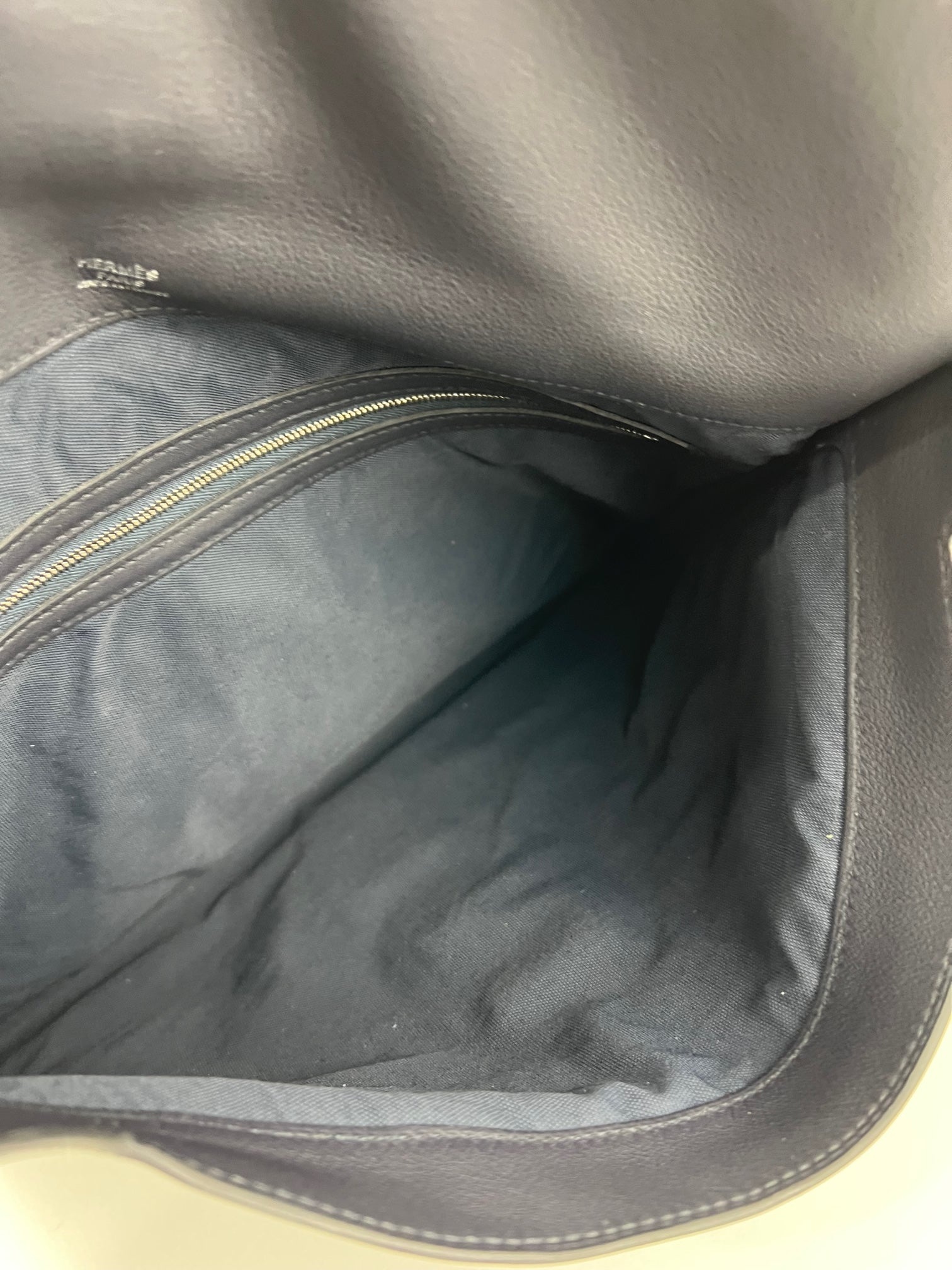 HERMÈS Messenger Cityslide Pouch Evercolor Leather Indigo Blue Clutch Preowned - 9