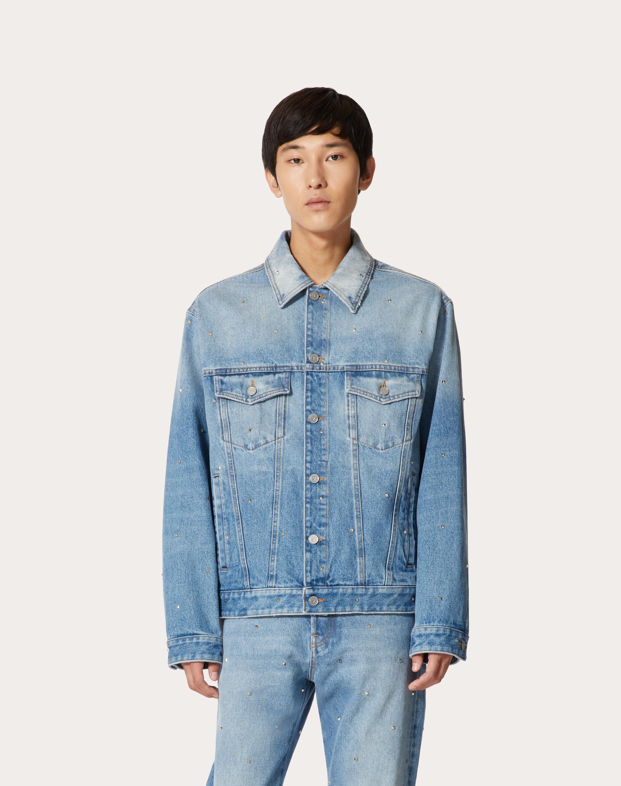 DENIM JACKET WITH ALL-OVER ROCKSTUD SPIKE STUDS - 3