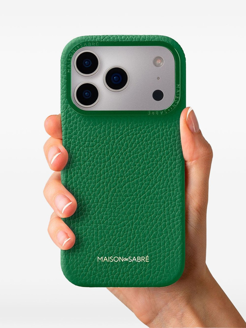 logo-leterring iPhone 17 pro case 5