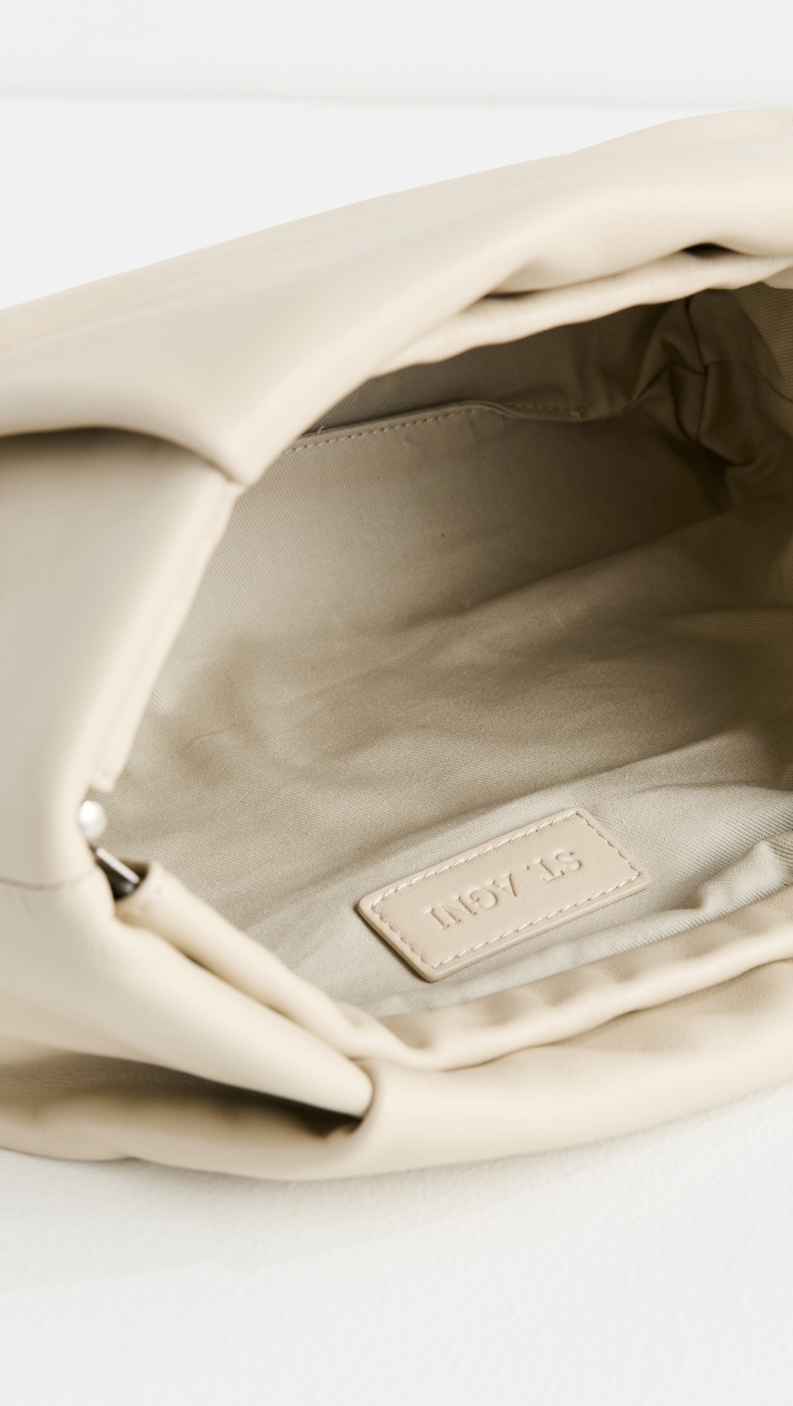 Soft Tuck Clutch - 5