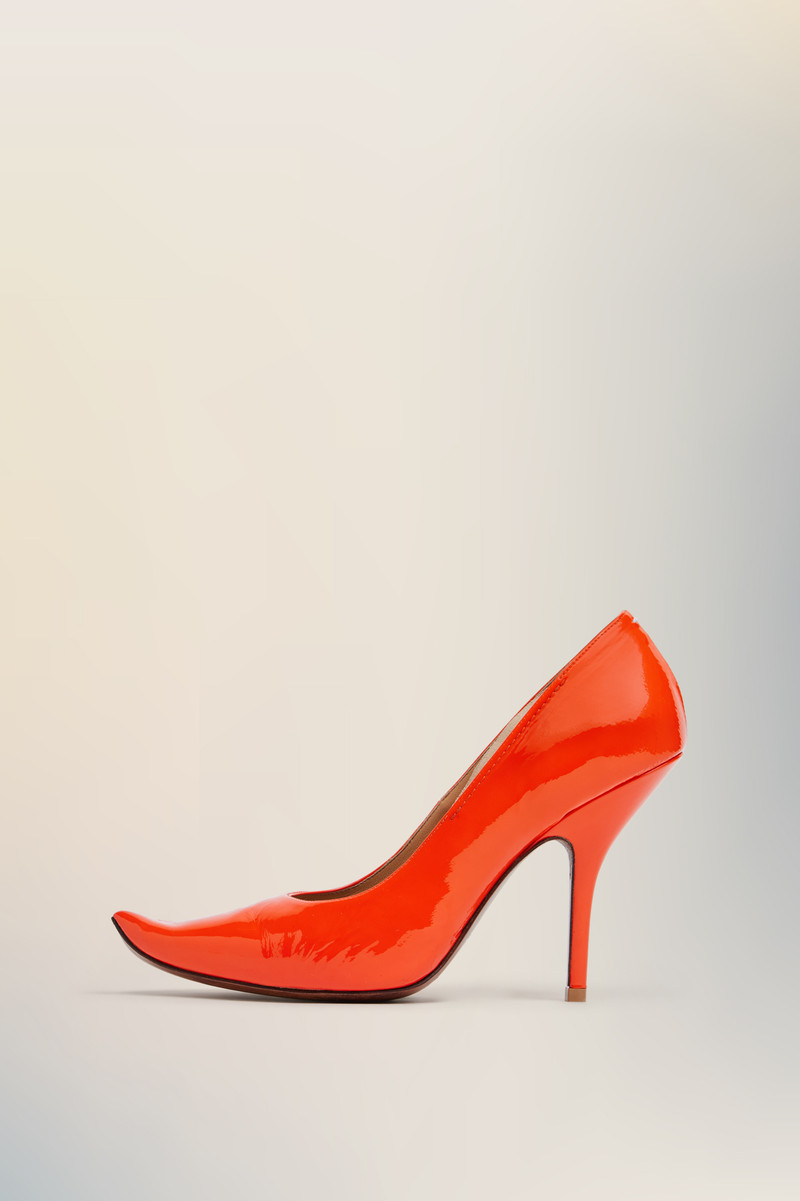 Maison Margiela Loved to death pump outlook