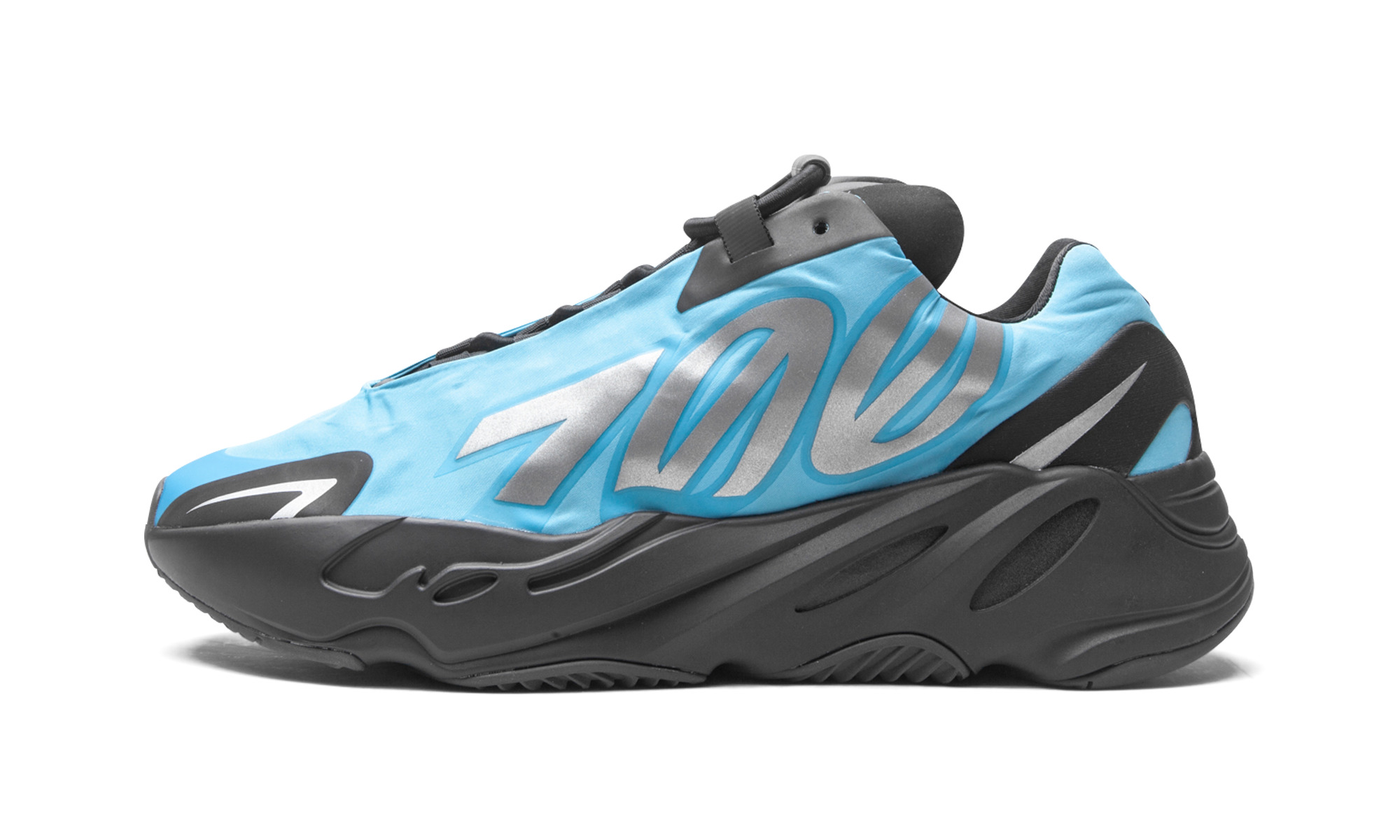 Yeezy 700 MNVN "Bright Cyan" - 8