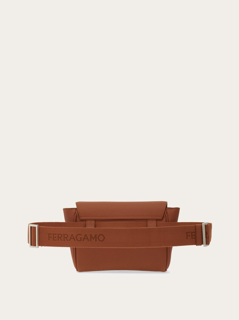 Belt bag 4