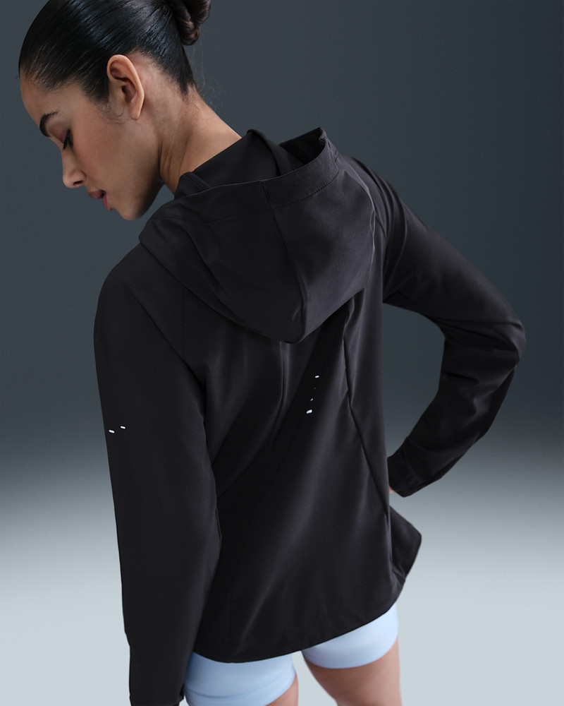 Nike Nike Swift Women's UV Repel Running Jacket outlook