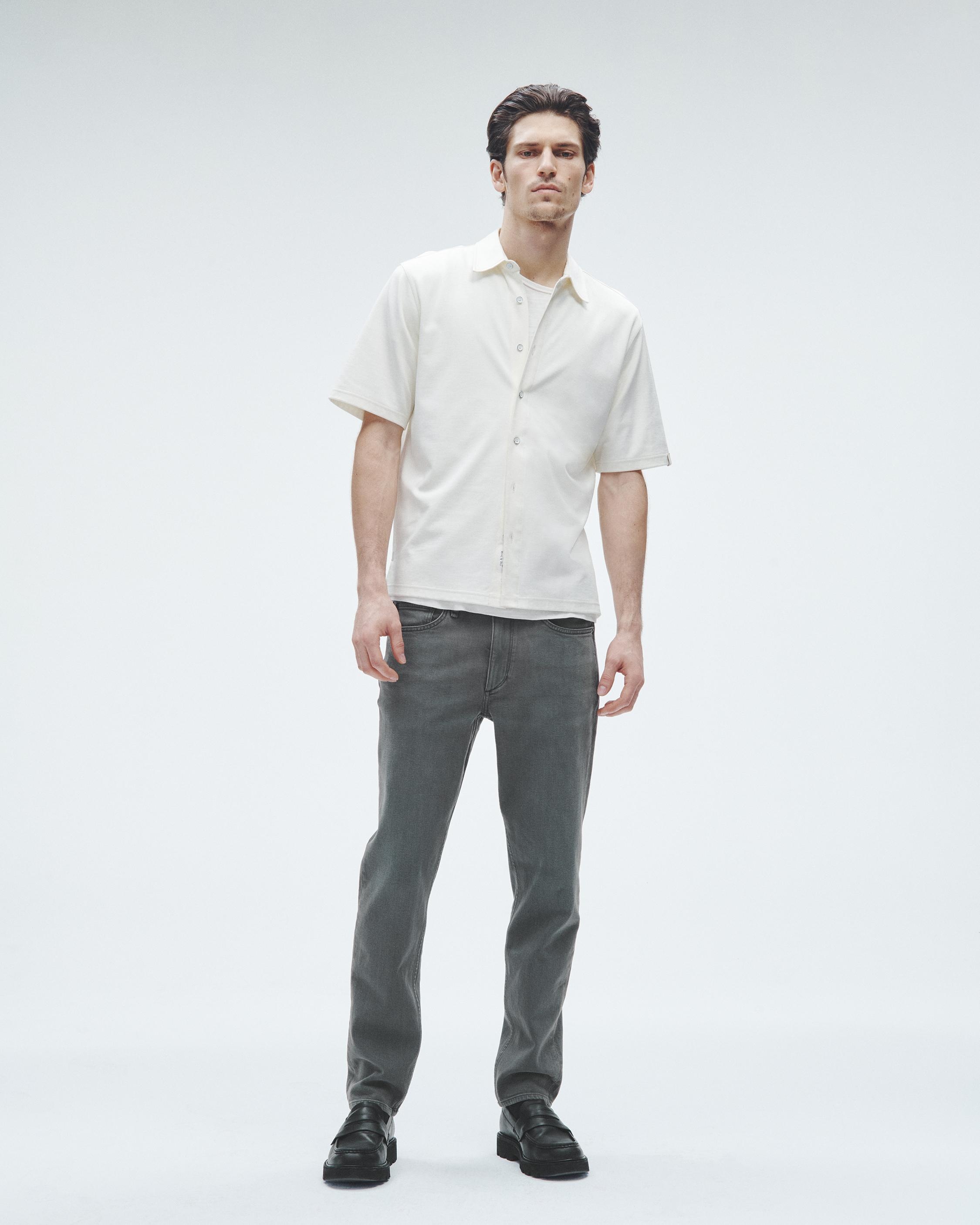 Fit 2 - Stanmore
Slim Fit Authentic Stretch Jean - 2