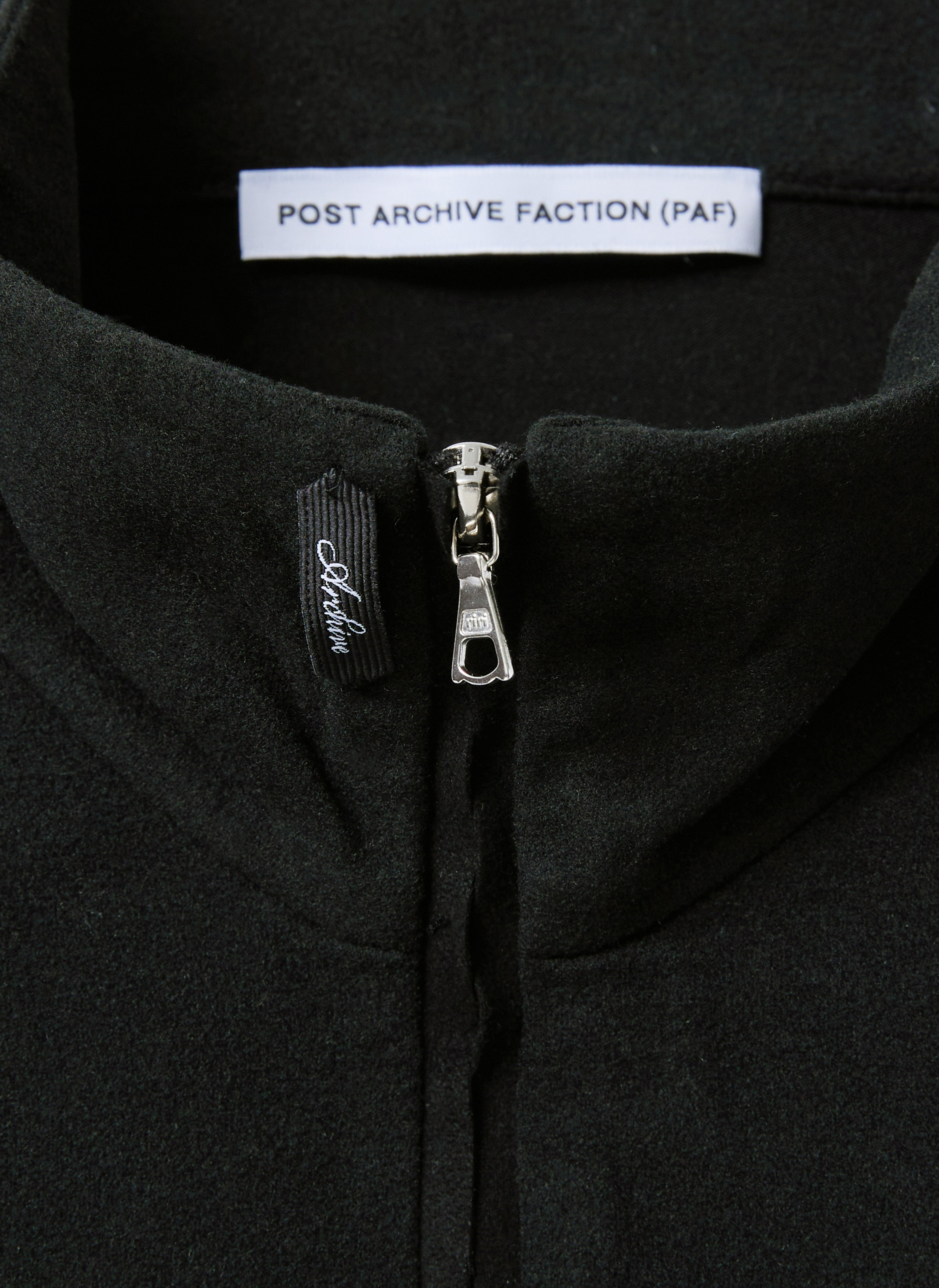 HALF ZIP FLEECE
( - 5