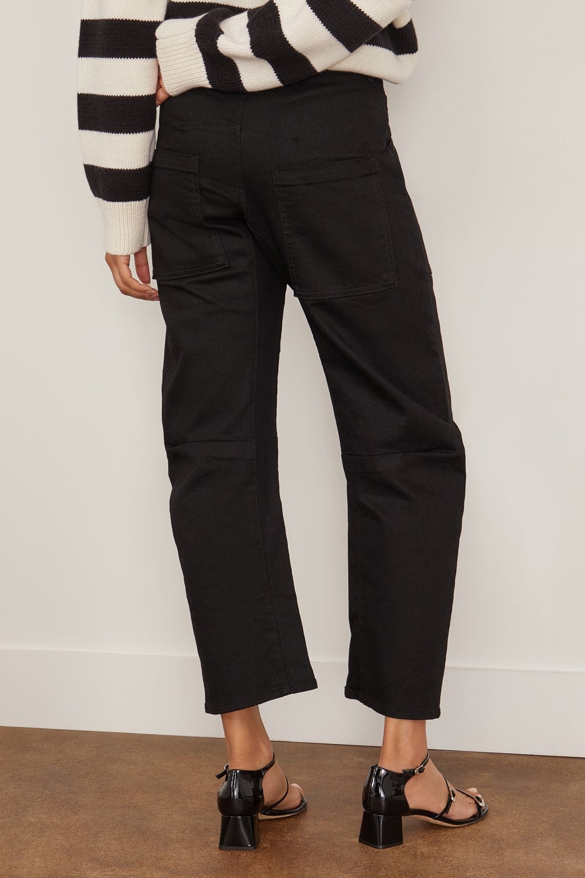 Shon Jean in Black - 4