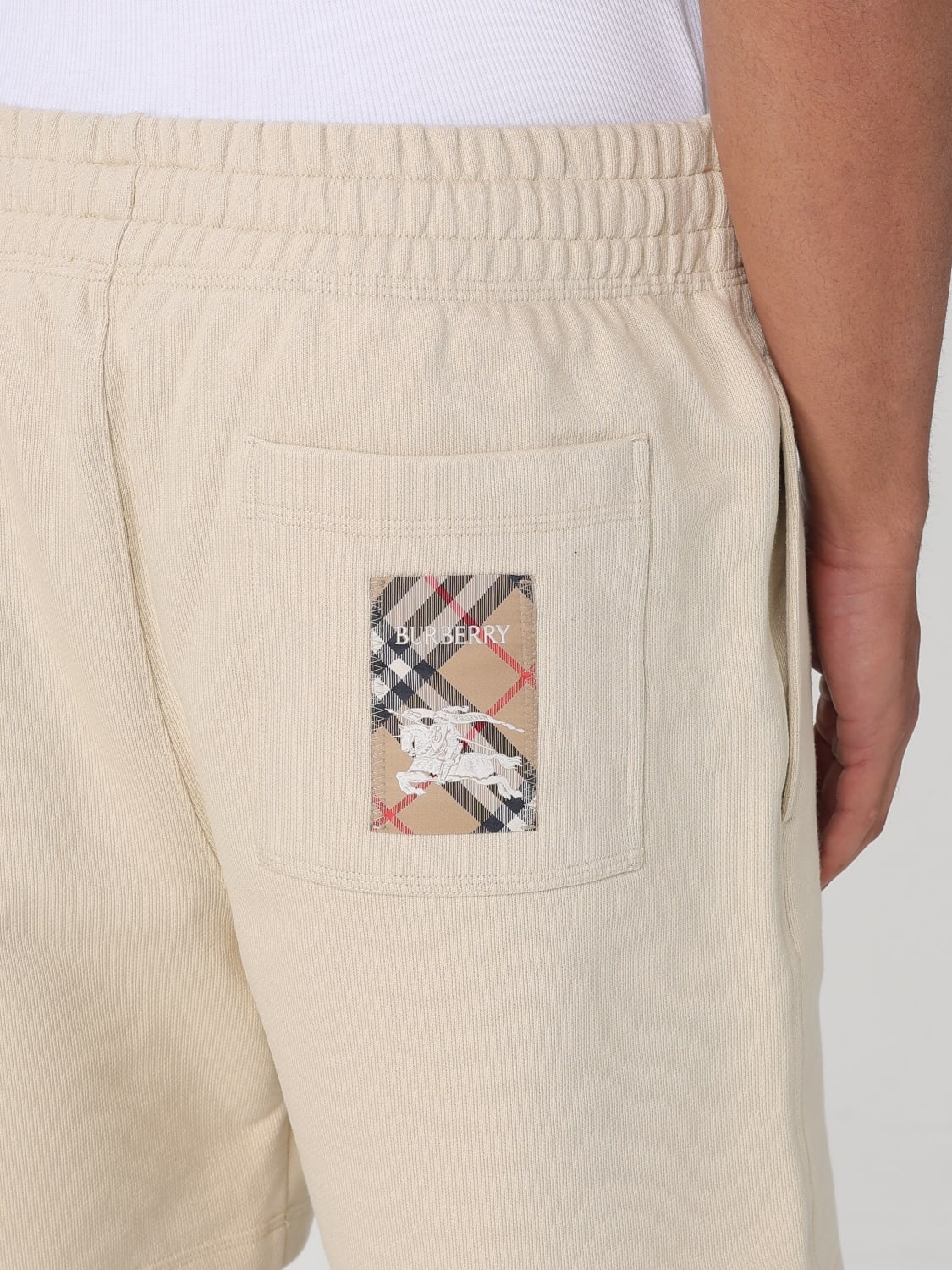 Short men Burberry - 5