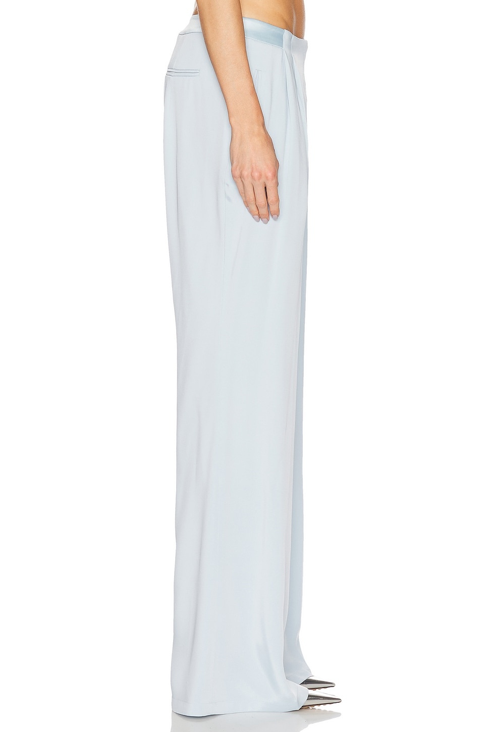 Noemie Pant - 2