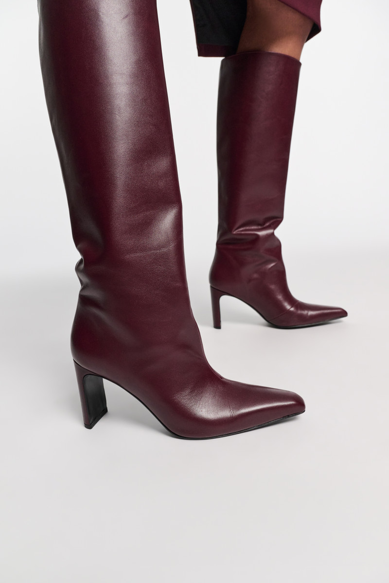 CHIC SOPHISTICATION- Wide tall boot 6