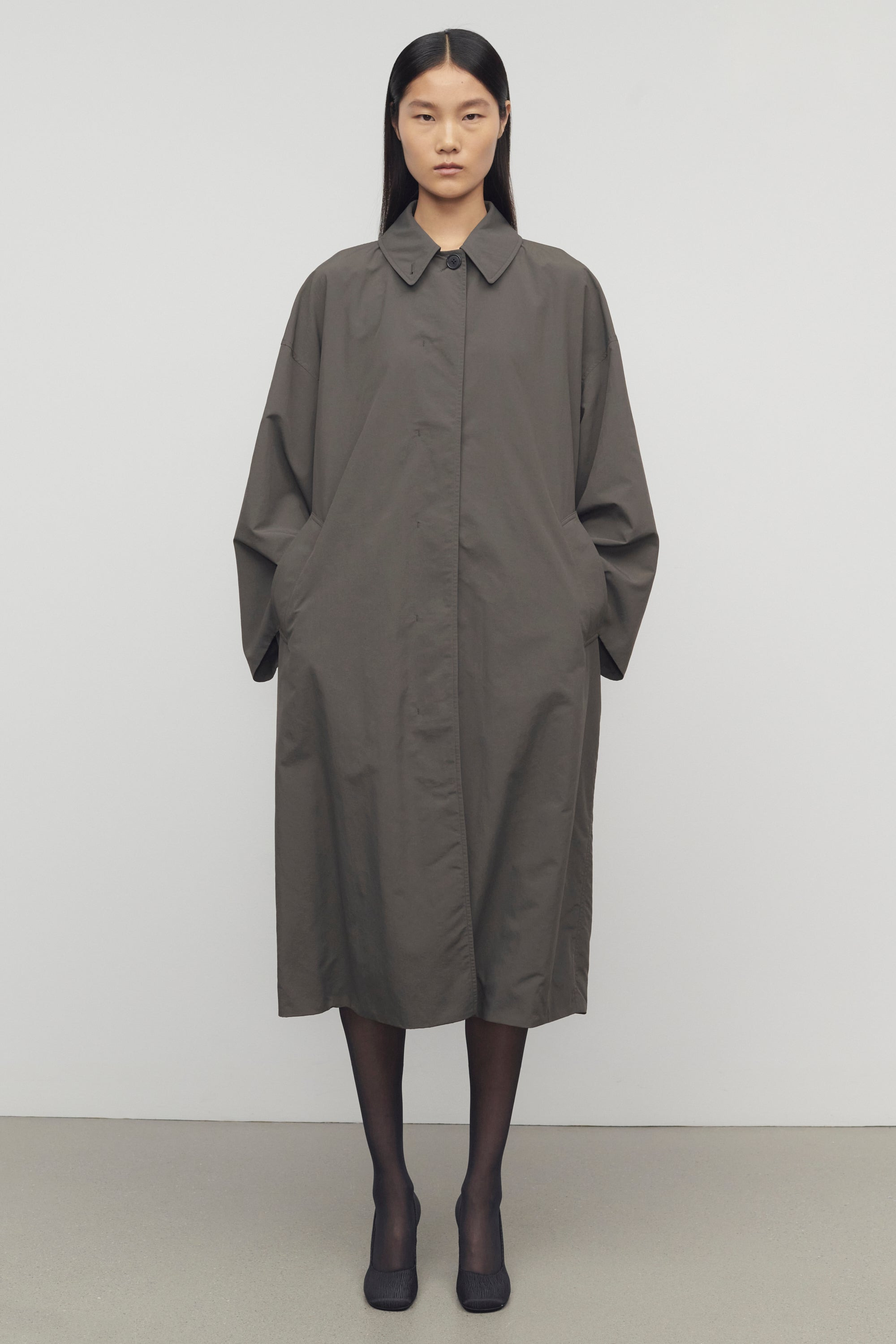 Arwen Coat in Nylon - 3