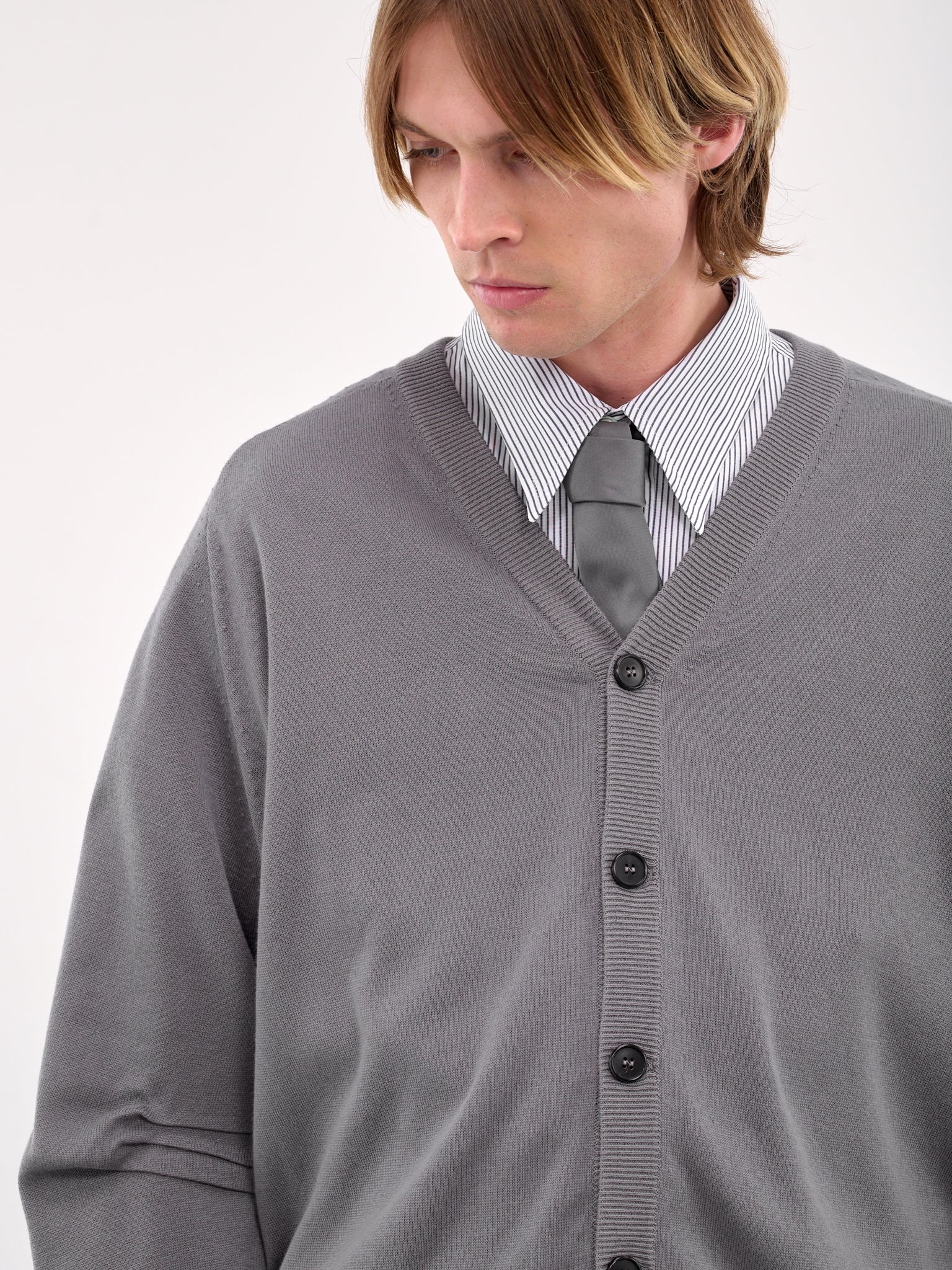V-Neck Cardigan - 4