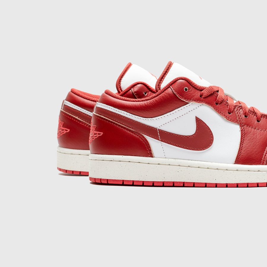 AIR JORDAN 1 LOW SE "LOBSTER" - 5