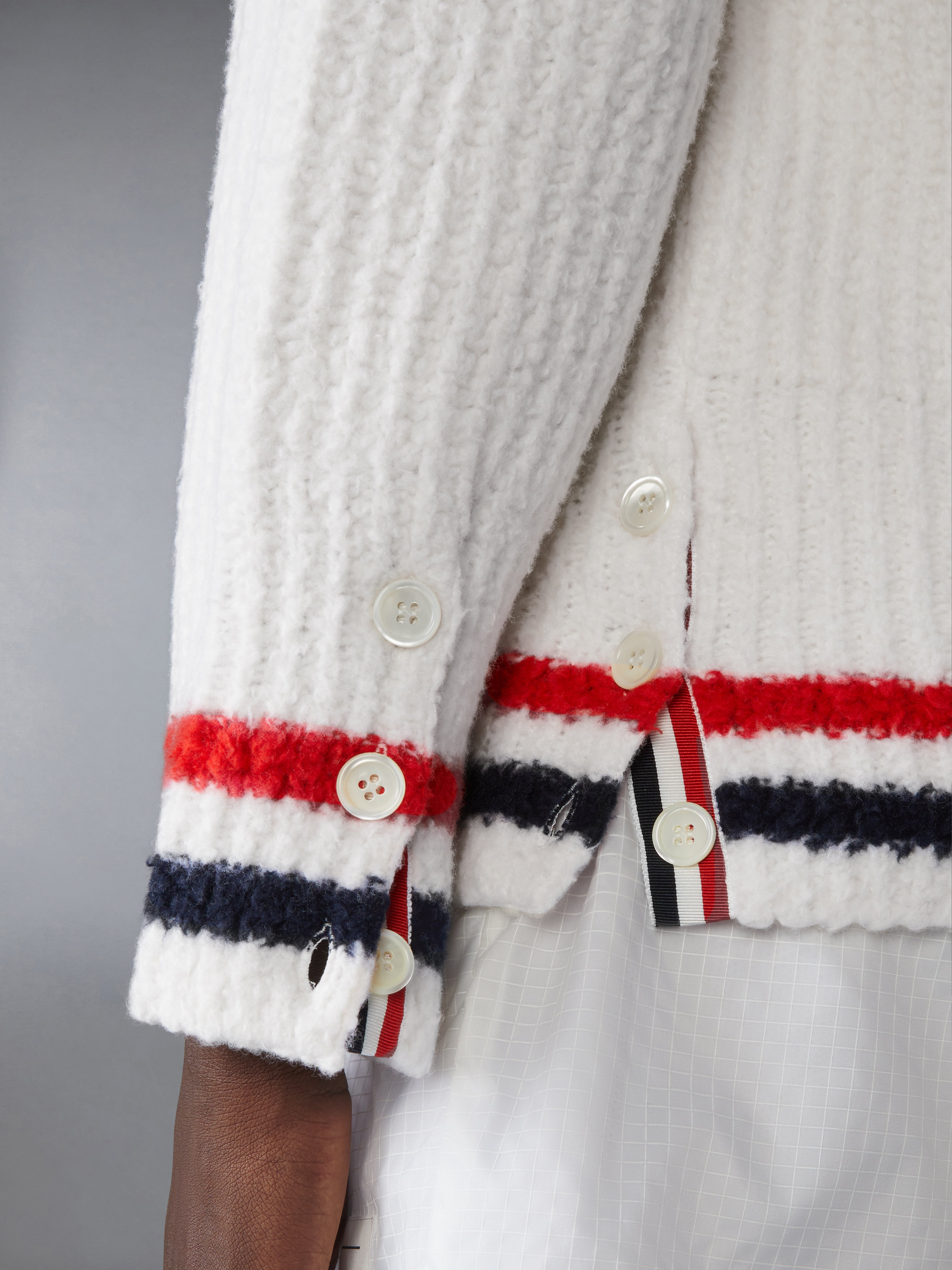 MERINO WOOL CHUNKY STITCH V NECK CARDIGAN - 5