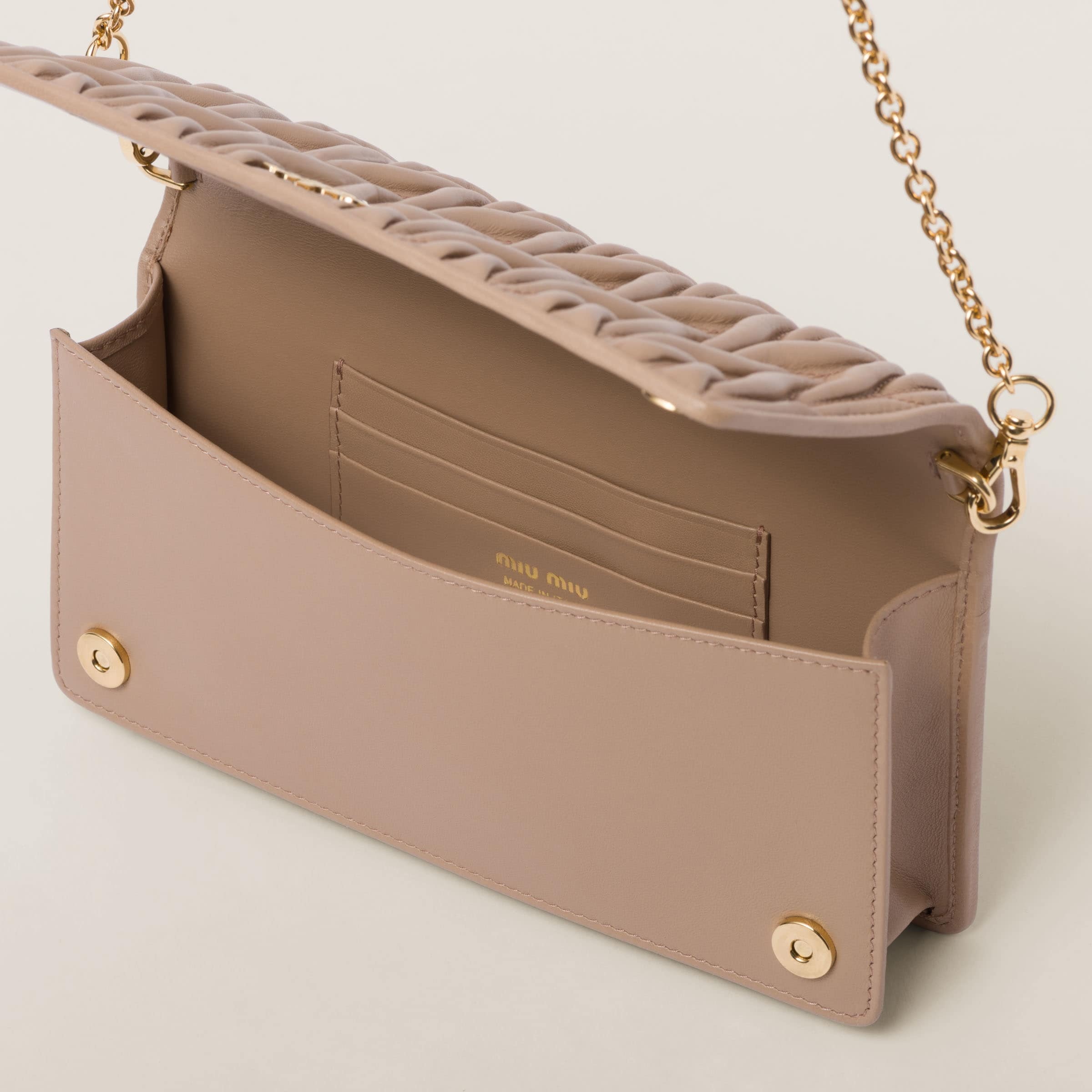 Matelassé nappa leather smartphone case - 4