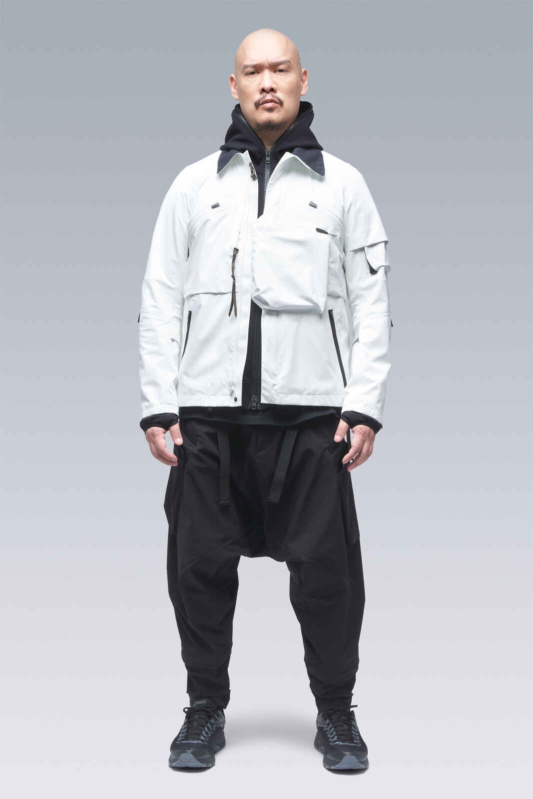 J48-SS Black - 20