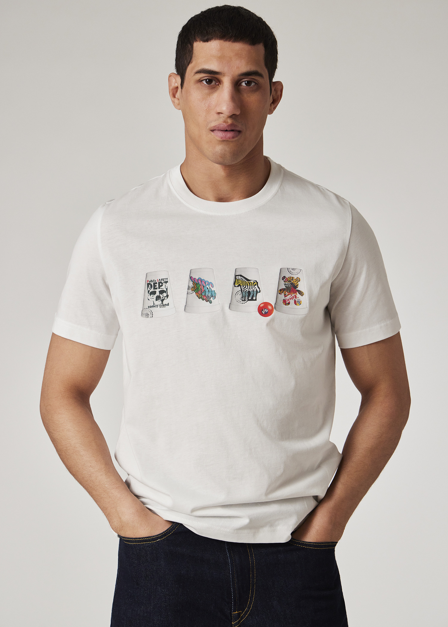 White 'Cups' Print T-Shirt - 5