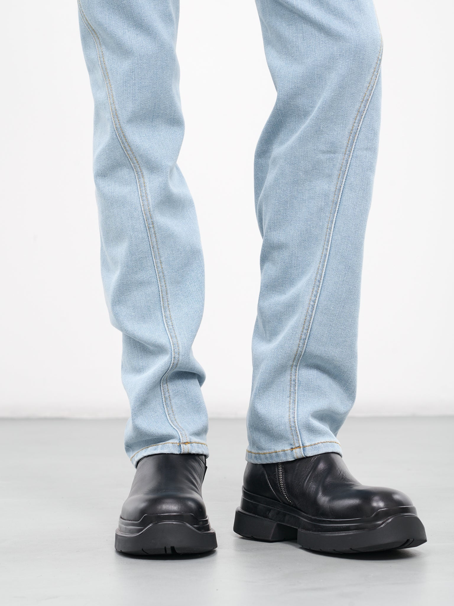 Twisted Seam Denim Jeans - 4