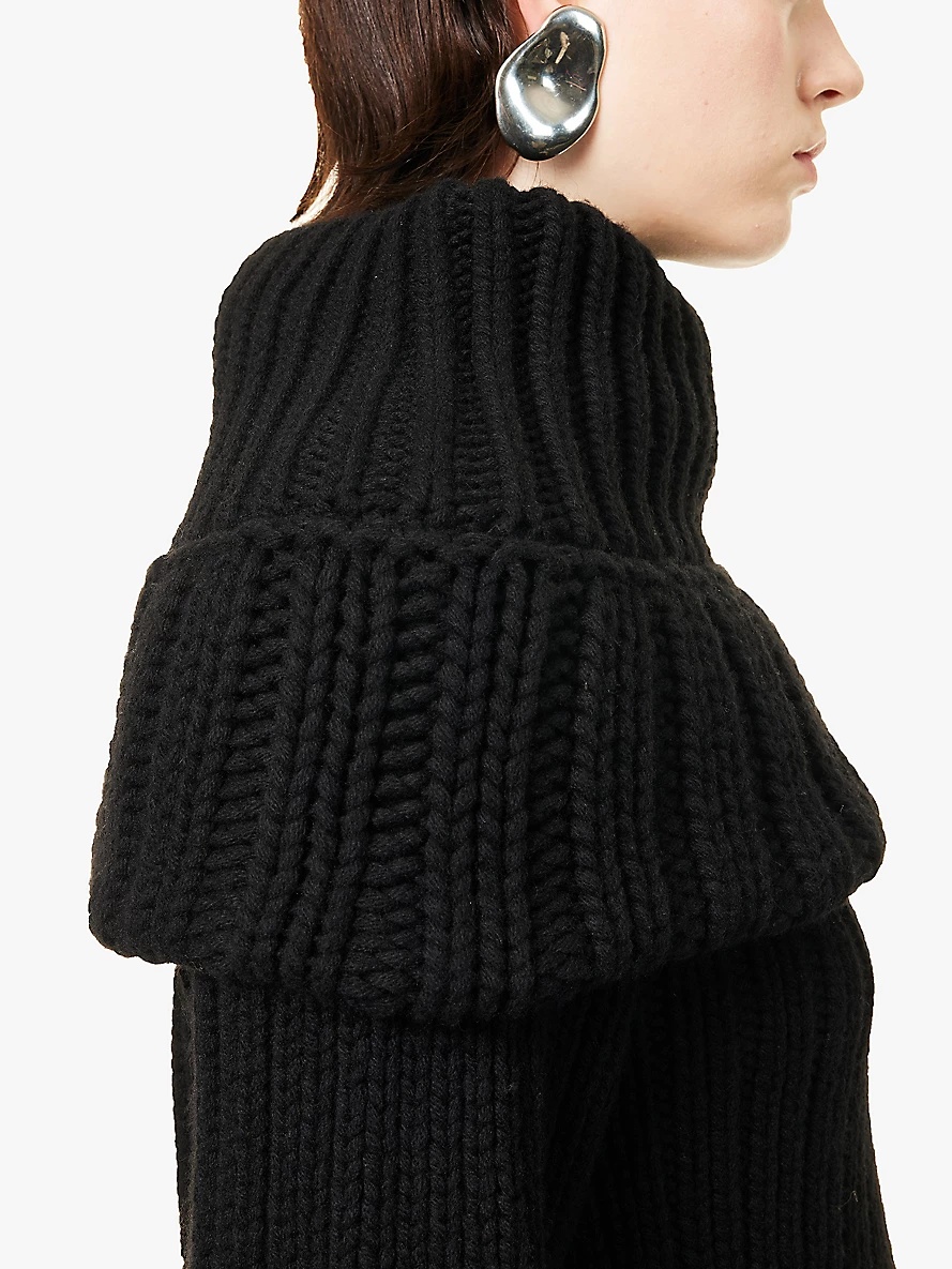 Exaggerated-collar ribbed wool-blend knitted jumper - 5