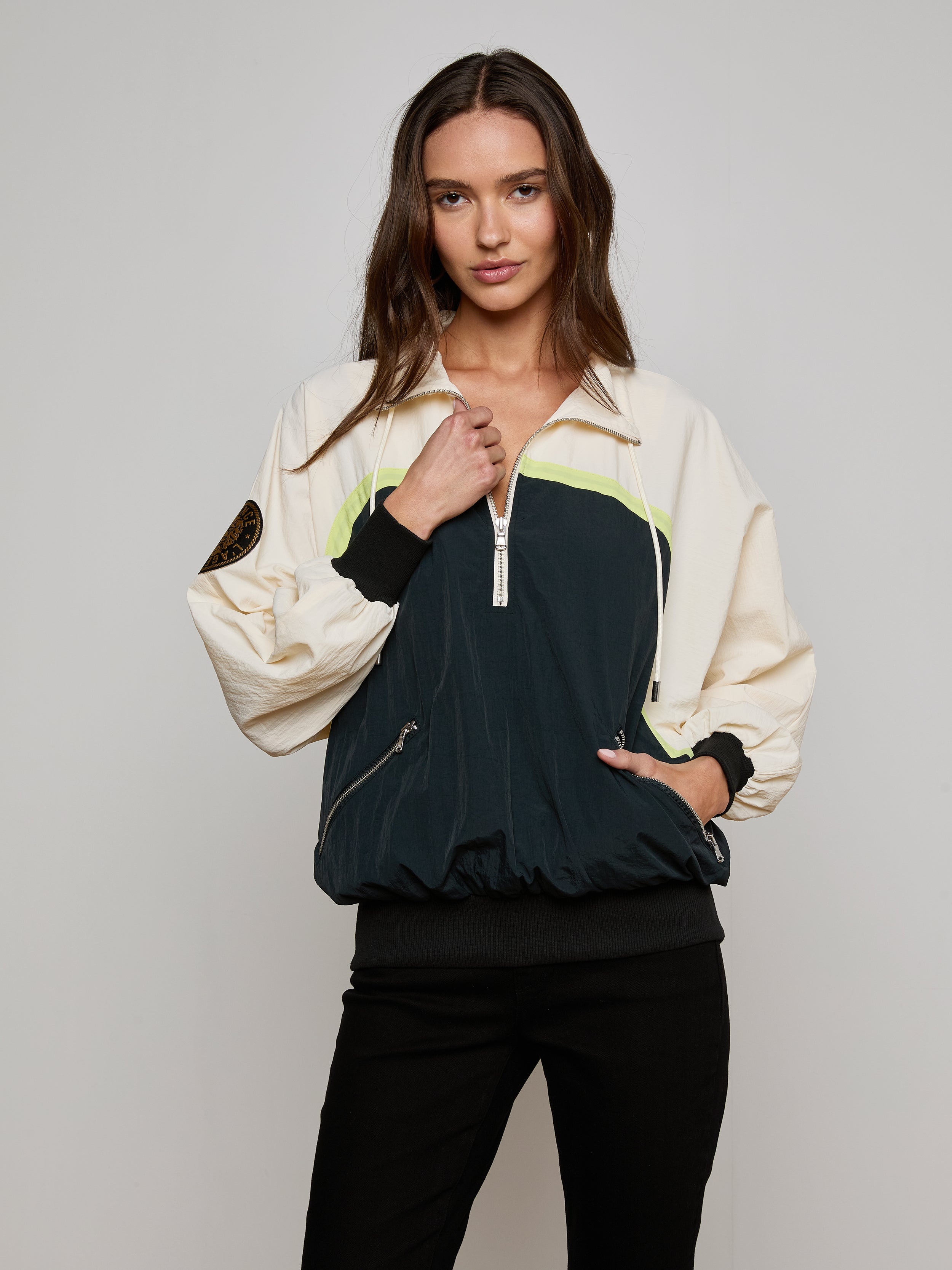 Aurelia Windbreaker - 2