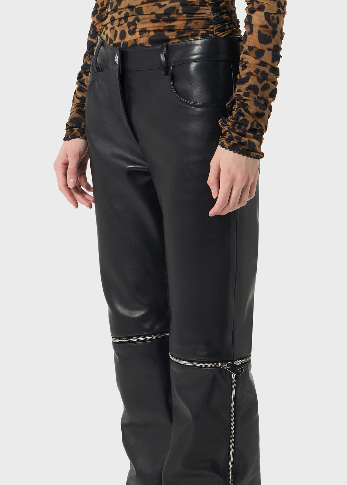 PLONGÉ LEATHER PANTS WITH ZIPPER AND LACE - 4