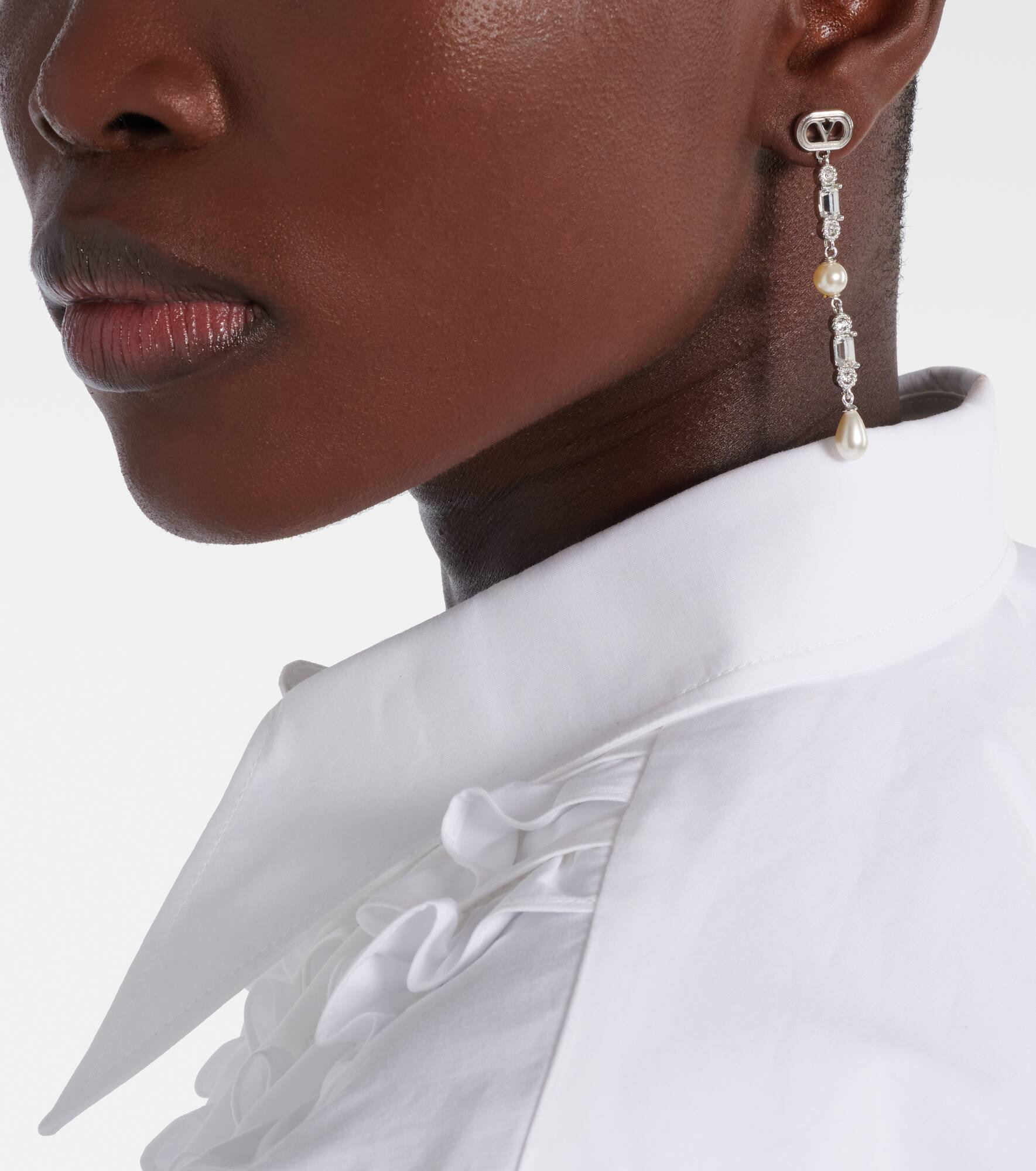 Ovalette VLogo Swarovski®-embellished drop earrings - 3