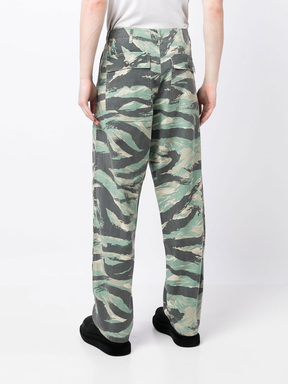 camouflage-print straight-leg trousers - 4