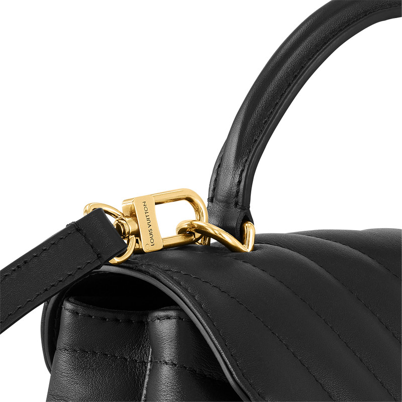Louis Vuitton Hold Me outlook