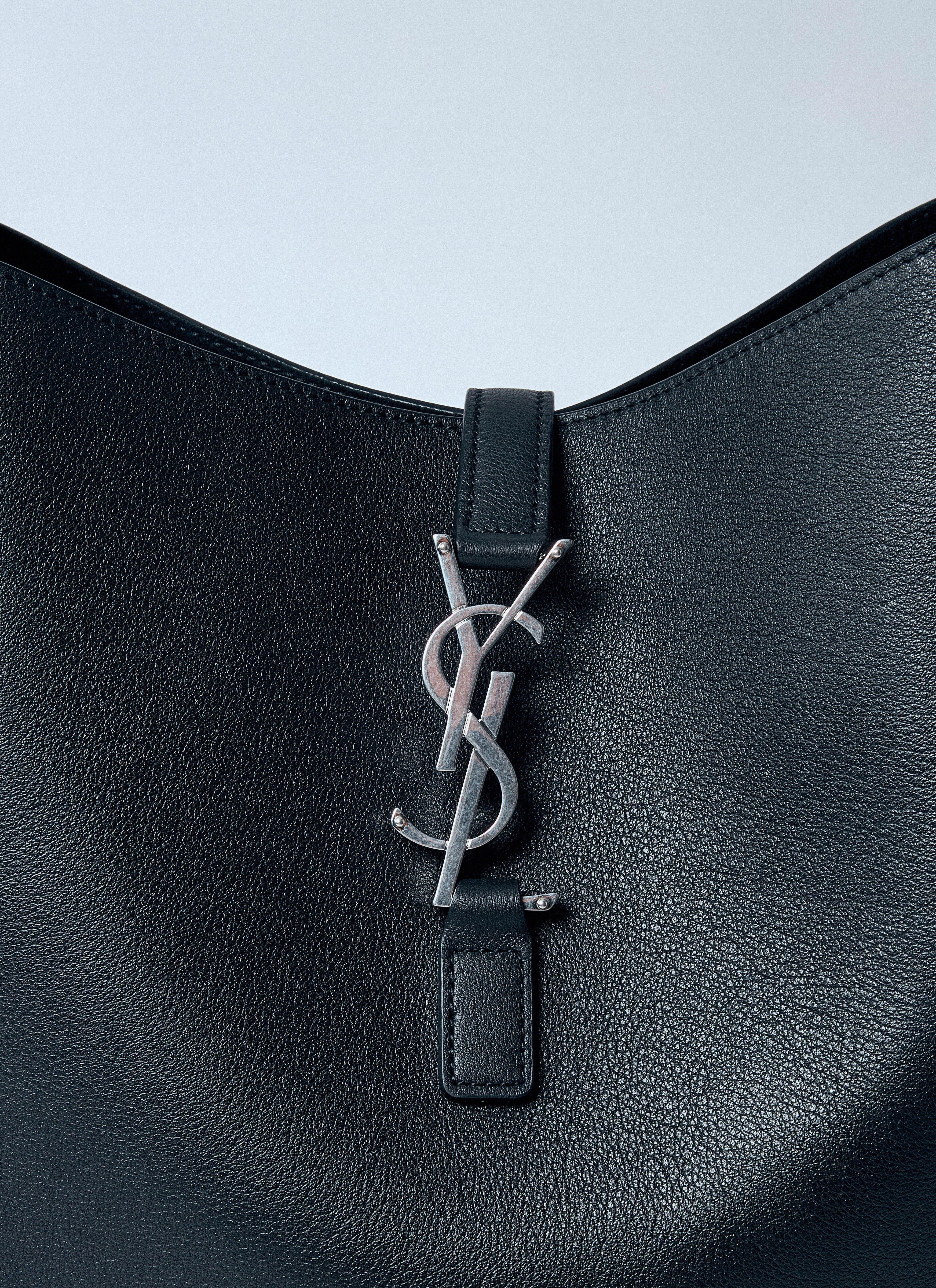 Saint Laurent Women Large Le 5 À 7 Leather Shoulder Bag - 4
