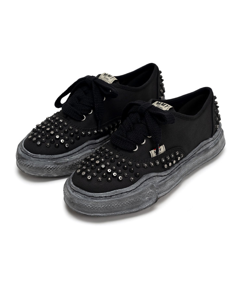 "BAKER" OG Sole Studded Canvas Low-top Sneaker 18