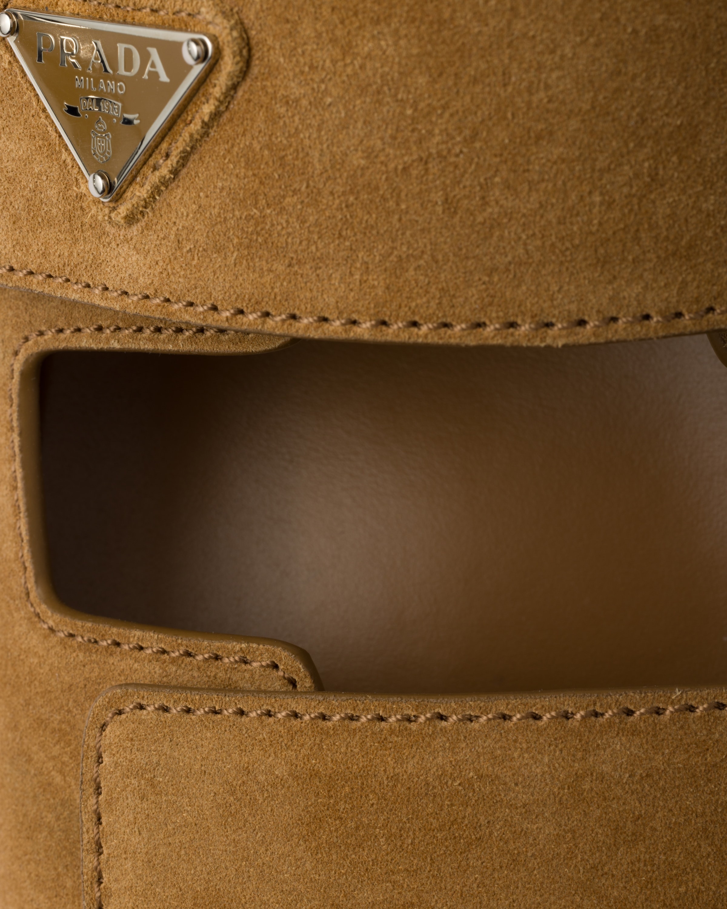 【PRADA】Suede band sandals スエードバンドサンダル Cinnamon Suede Band Sandals | PRADA