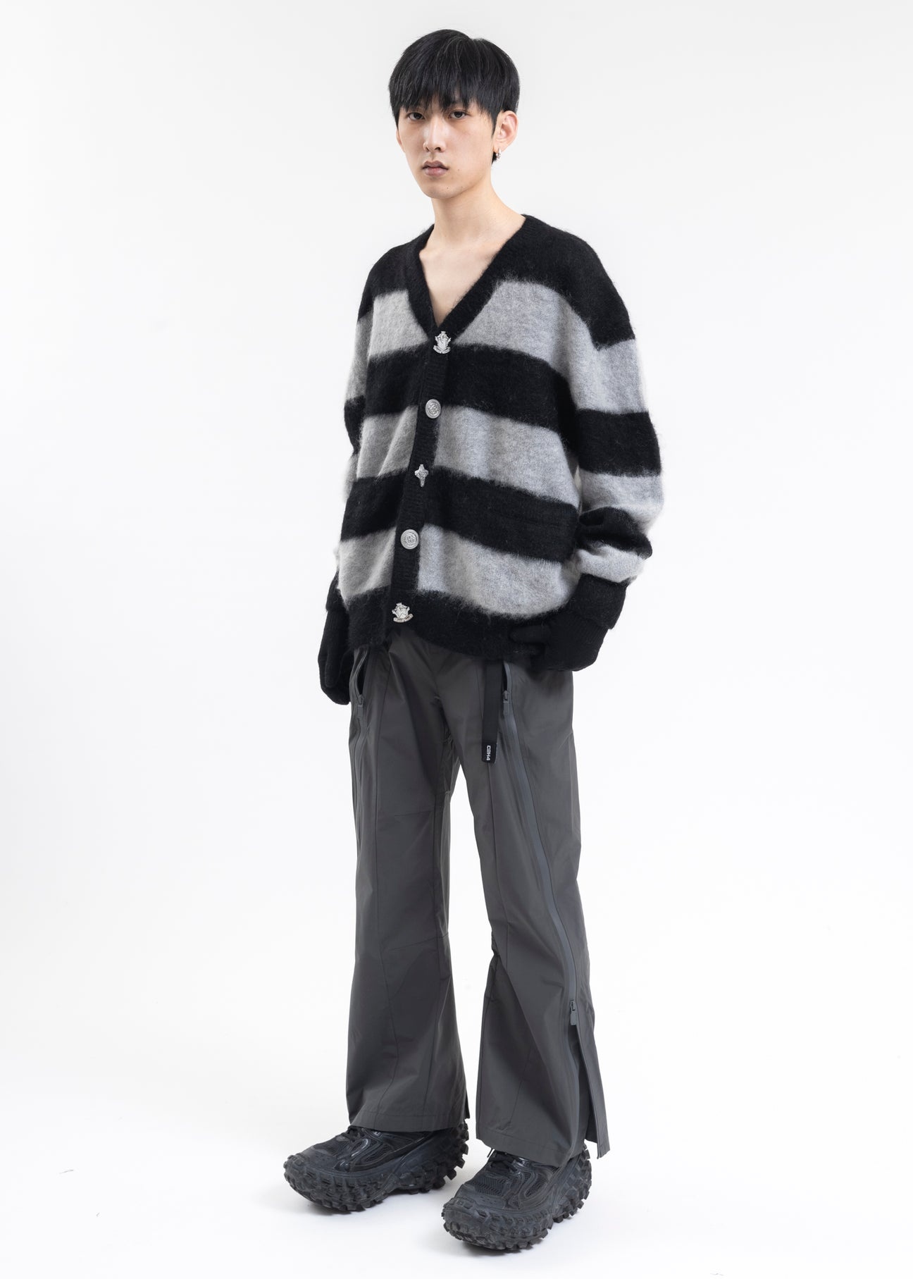 GREY STEREOSCOPIC ZIPPERED SKI PANTS - 8
