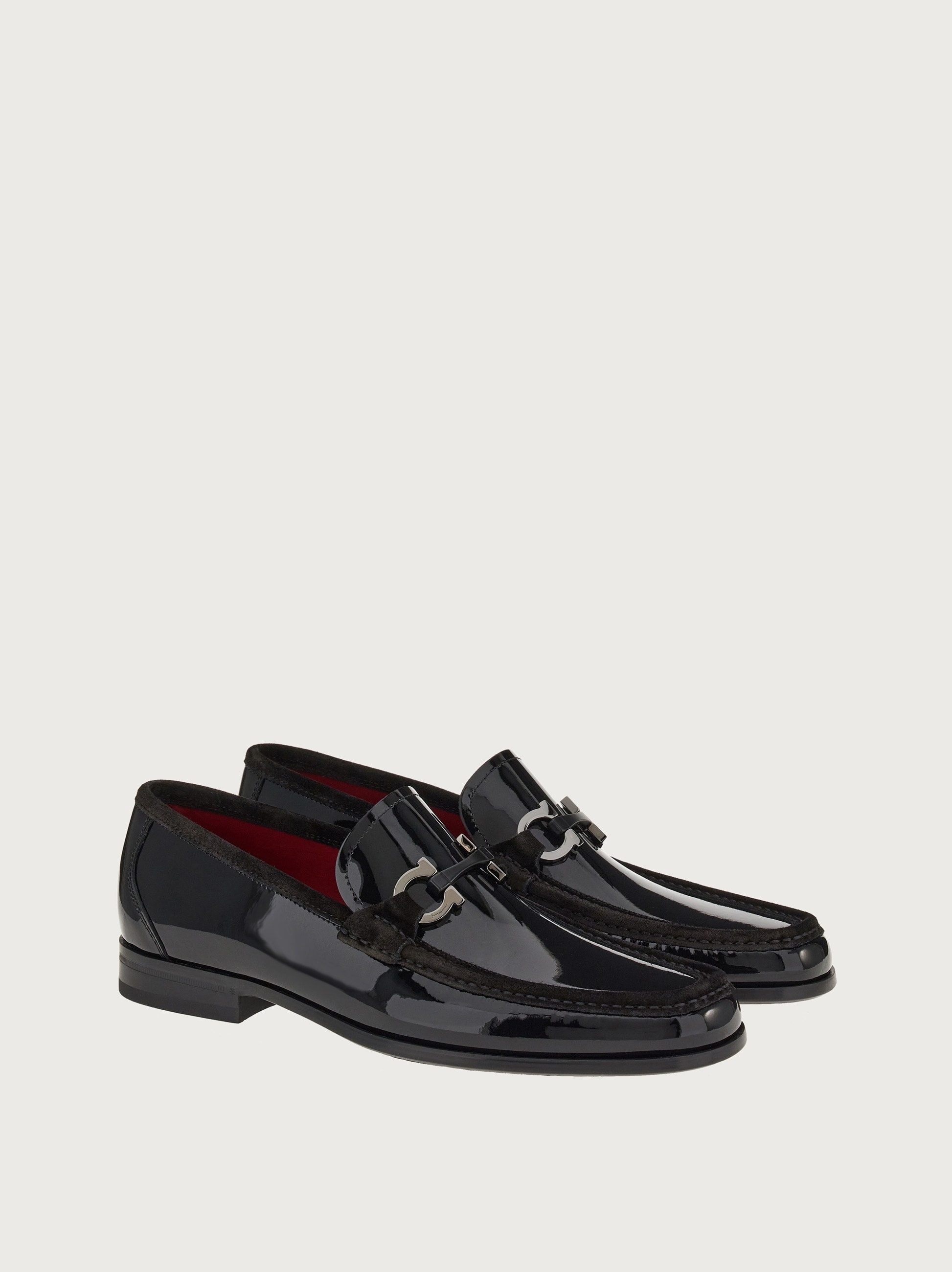 Moccasin with Gancini ornament - 4
