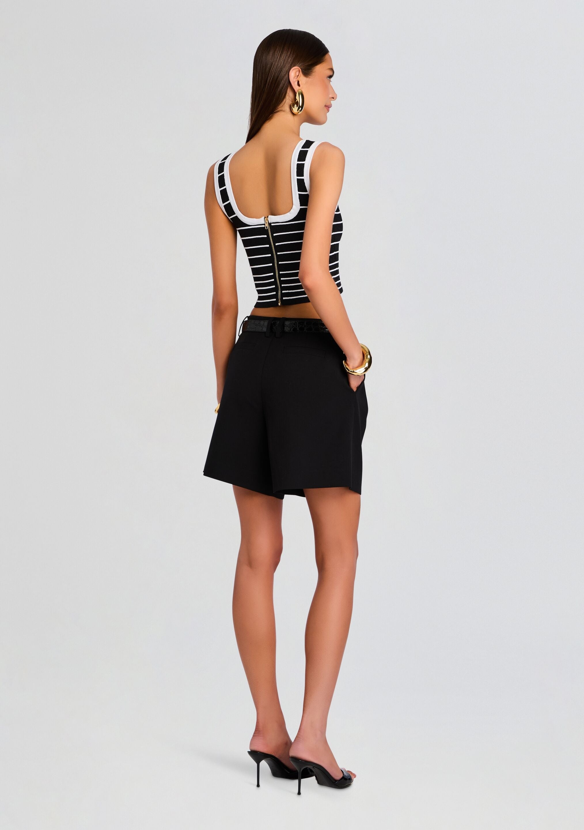 ELARA SHORT - 4