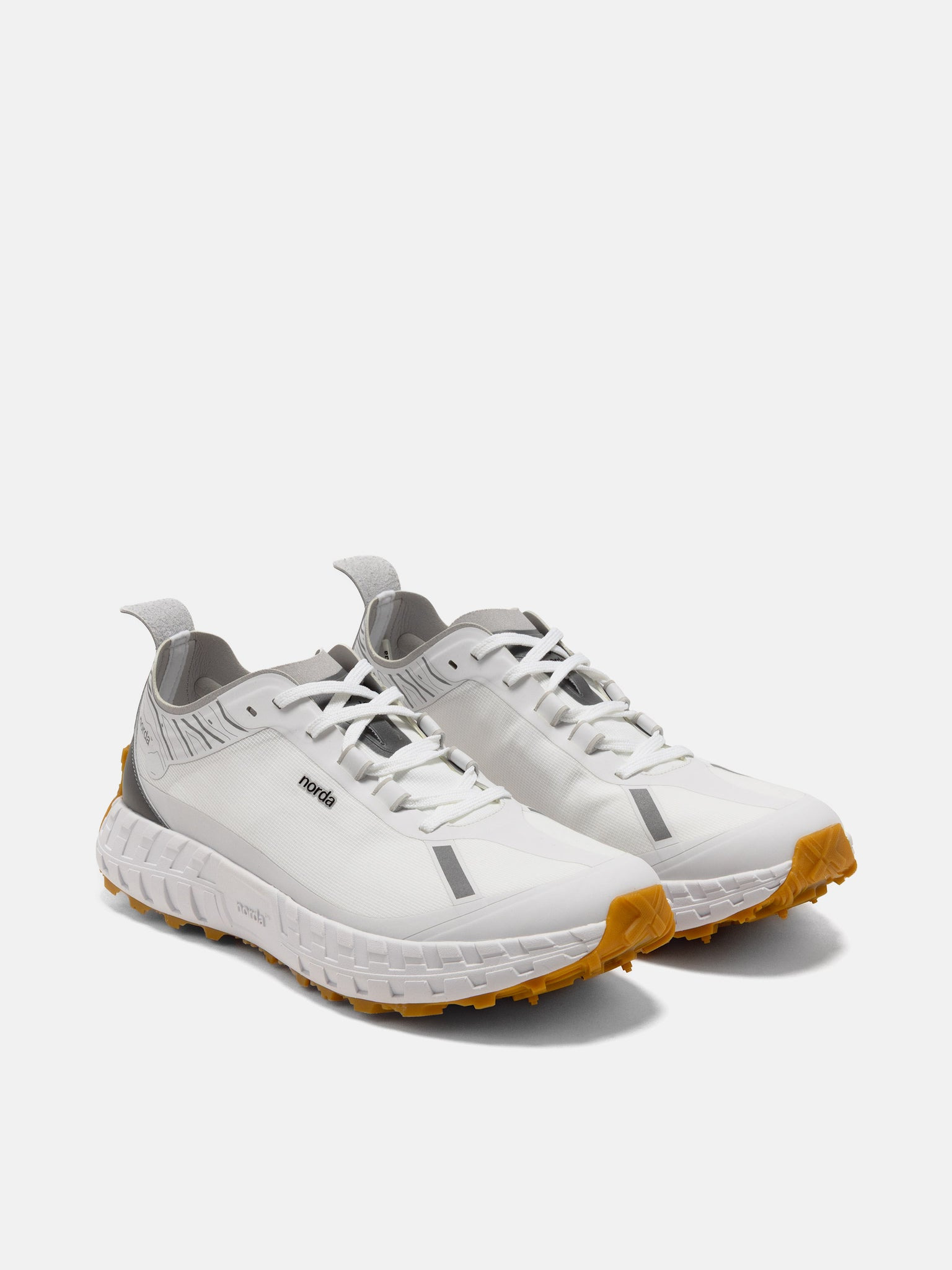 001A White Gum - 2