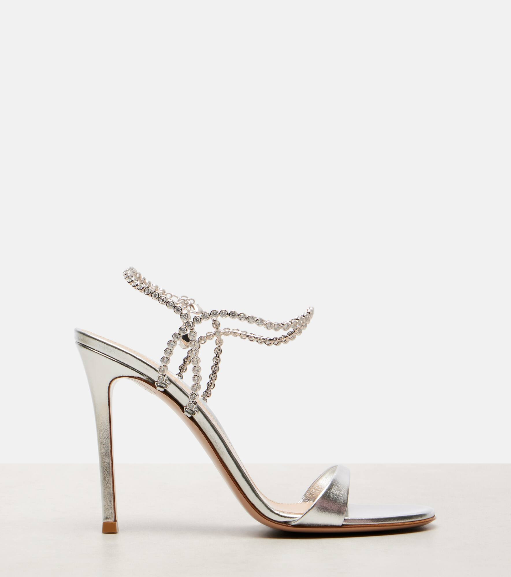 105 embellished metallic leather sandals - 4