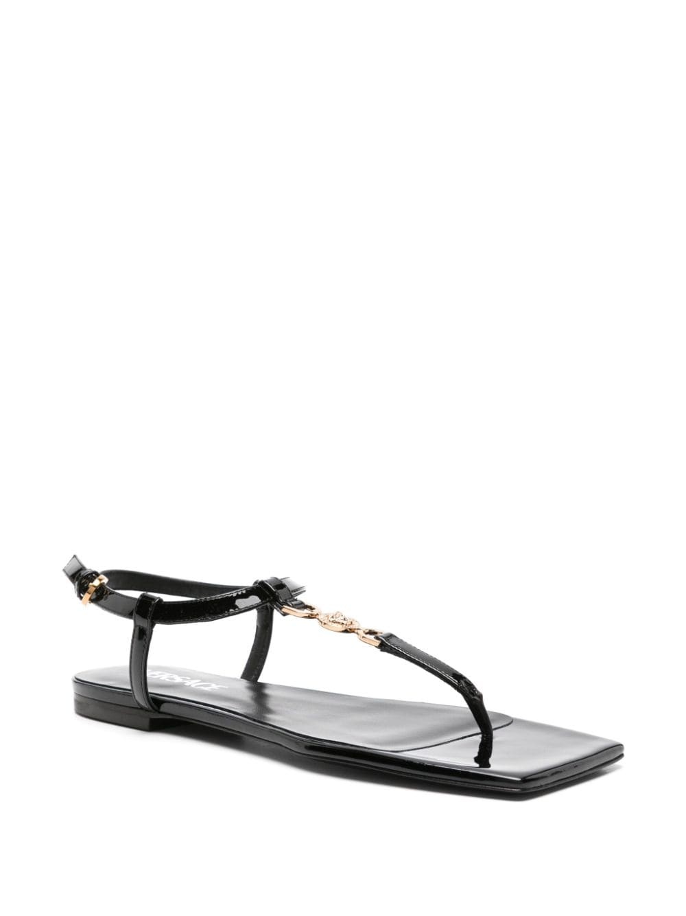 Medusa-plaque patent-leather sandals - 2